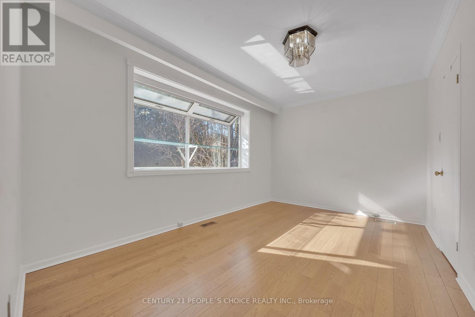 26 Paultiel Drive, Toronto (Newtonbrook East), Ontario  M2M 3P3 - Photo 20 - C12308410