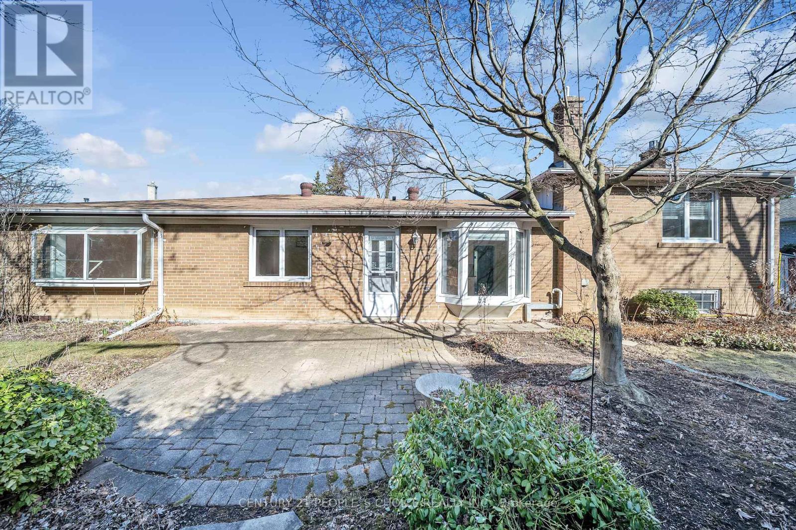 26 Paultiel Drive, Toronto (Newtonbrook East), Ontario  M2M 3P3 - Photo 37 - C12308410