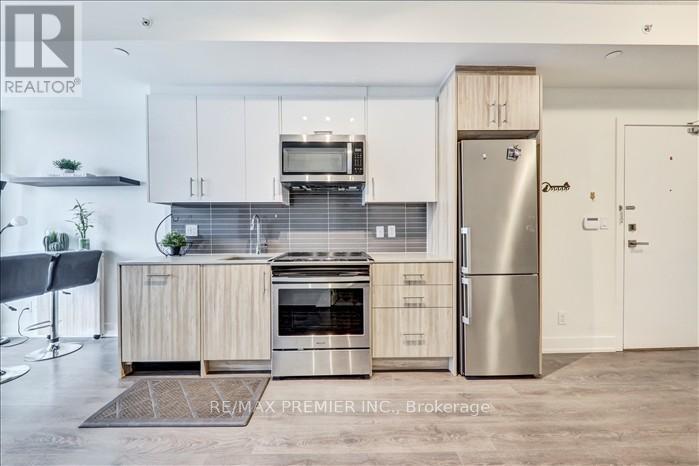 608 - 180 Fairview Mall Drive, Toronto (Don Valley Village), Ontario  M2J 0G4 - Photo 17 - C12308482