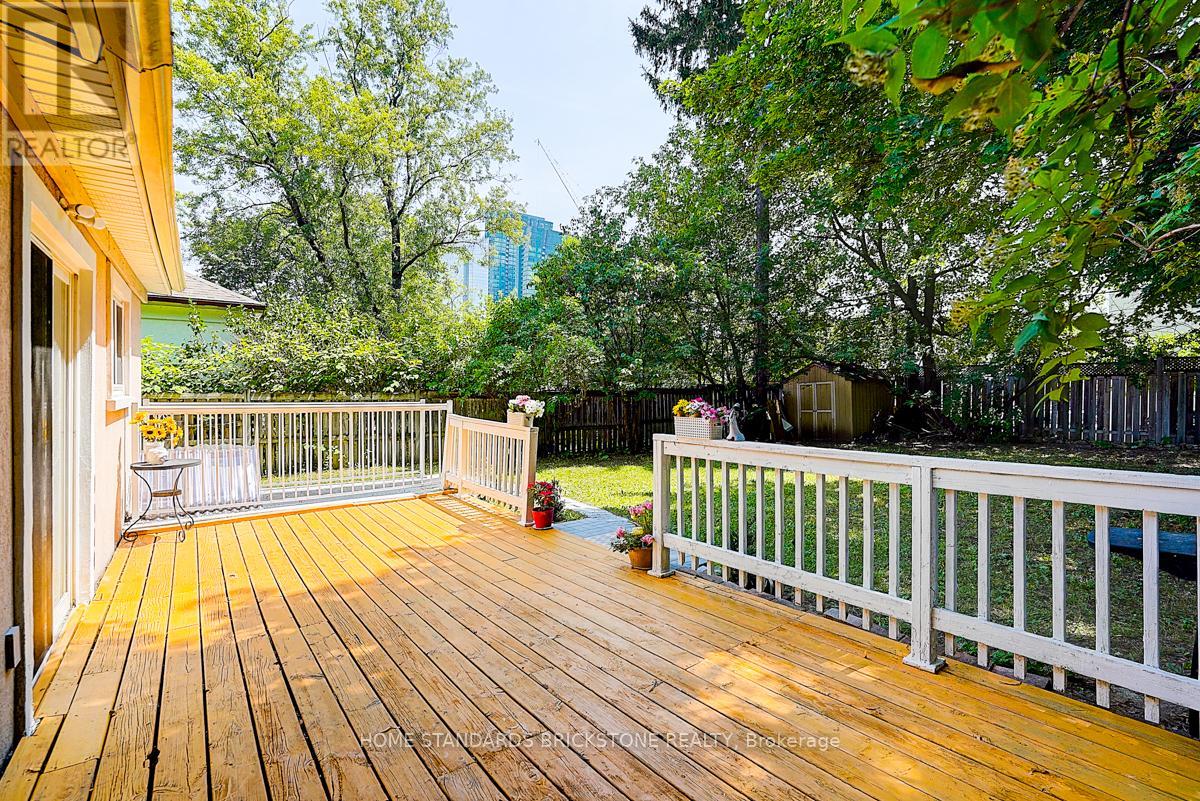 99 Harlandale Avenue, Toronto, Ontario  M2N 1P2 - Photo 25 - C12308515