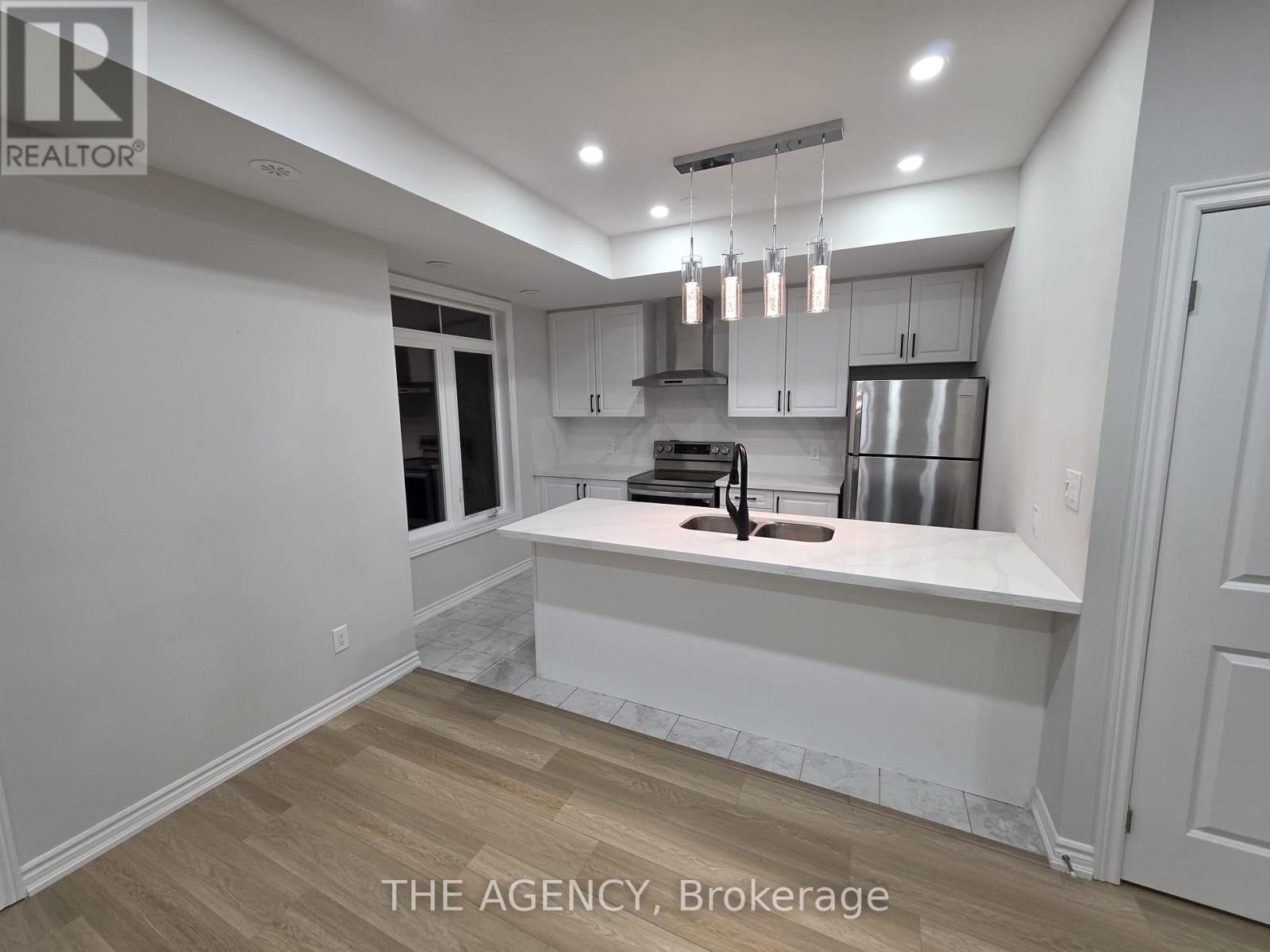 Property at 76 - 1768 REX HEATH DRIVE S image 3