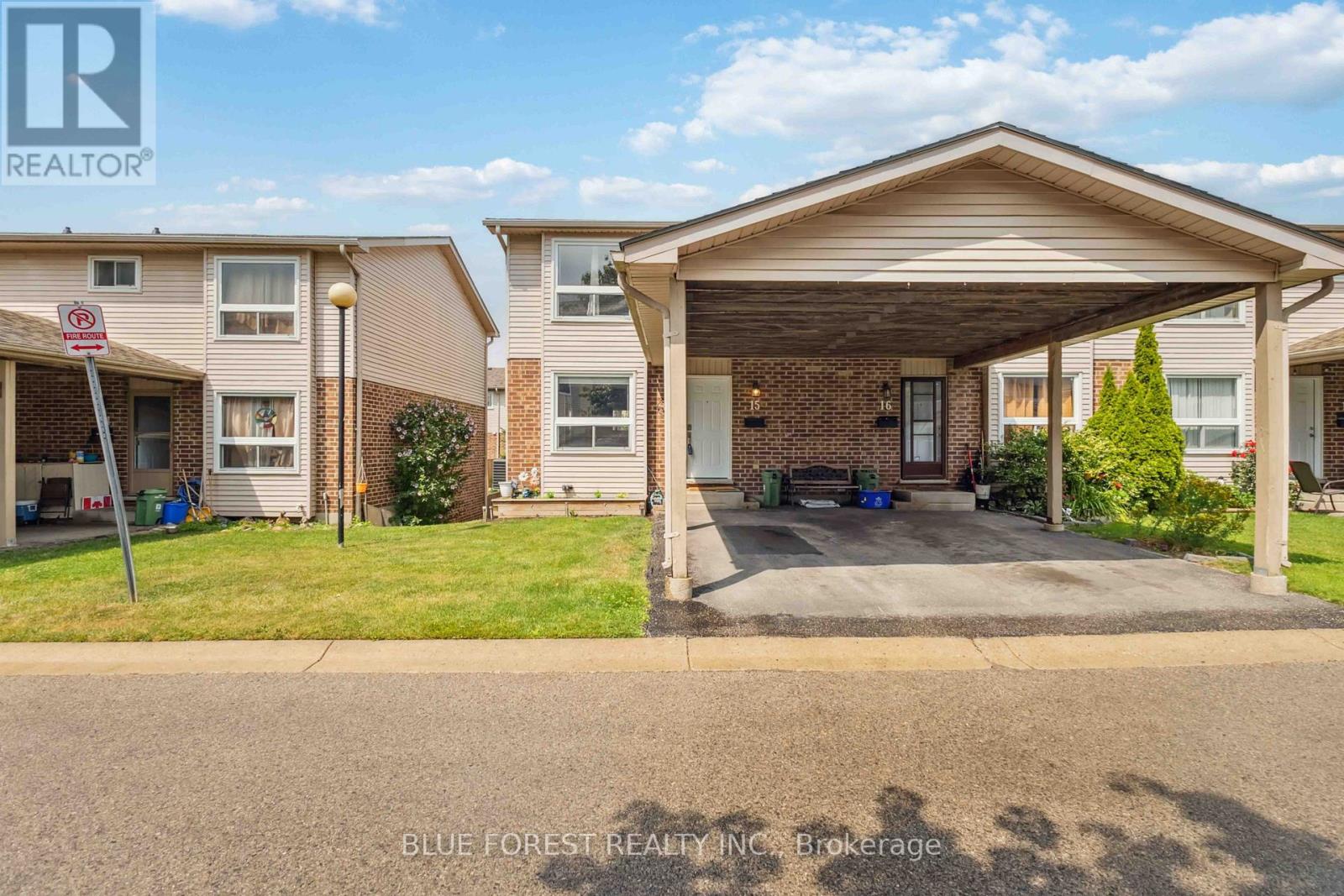 Property at 15 - 450 POND MILLS ROAD image 4