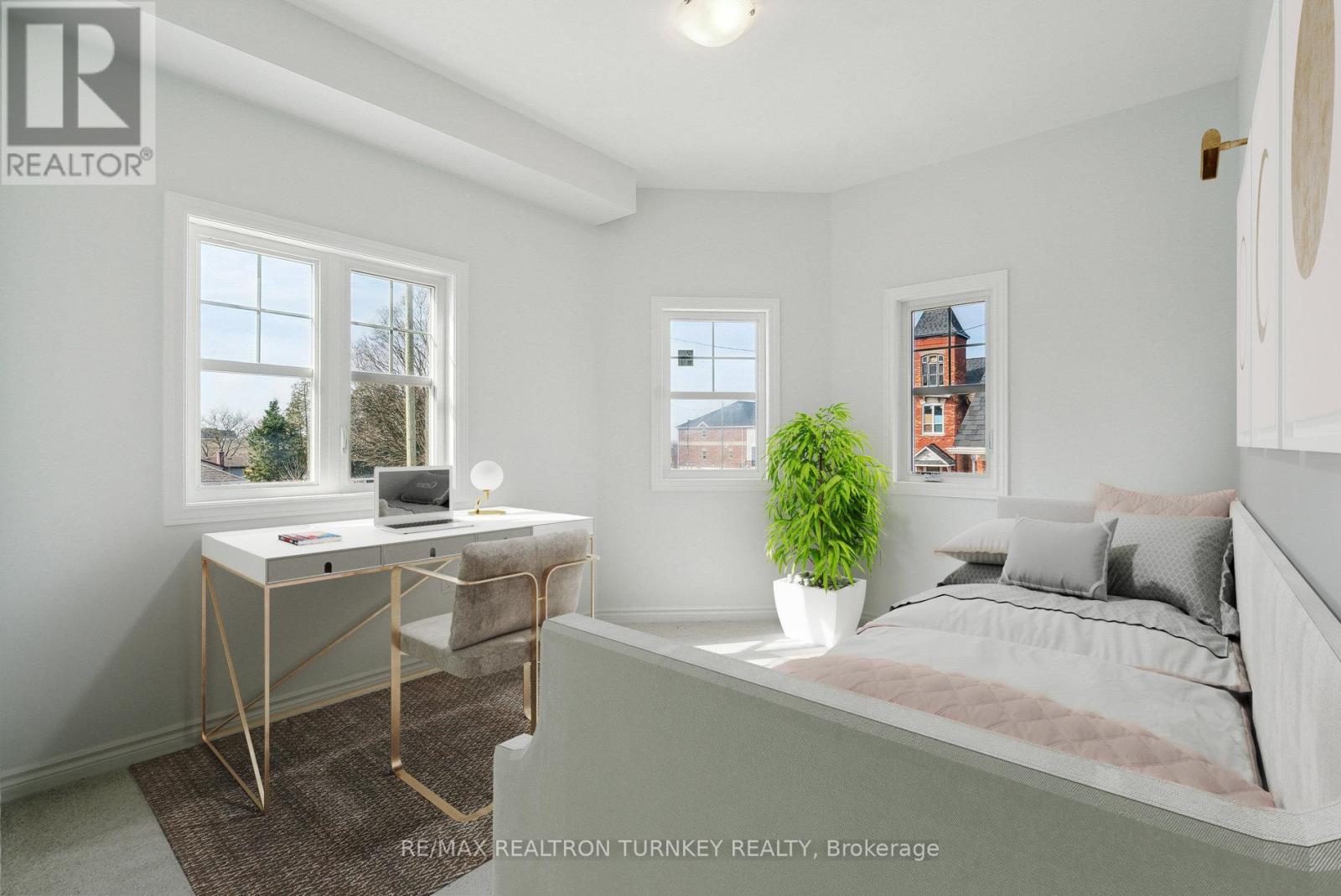 2 Ravenscraig Place, Innisfil, Ontario  L0L 1L0 - Photo 17 - N12308434
