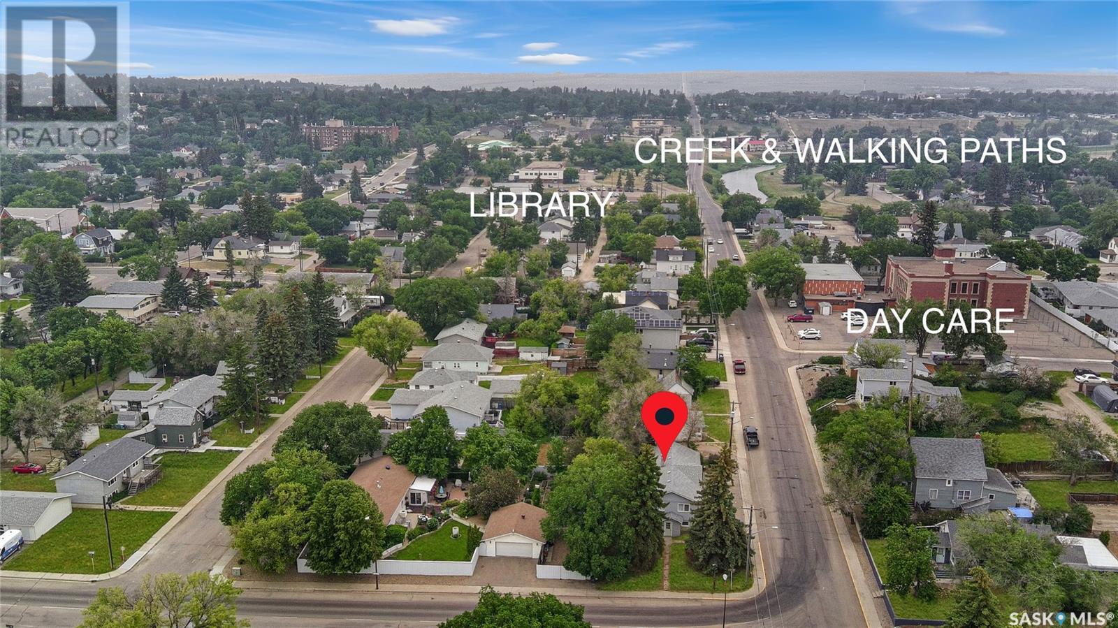 104 6th Avenue NE, Swift Current, Saskatchewan  S9H 2M1 - Photo 3 - SK009181