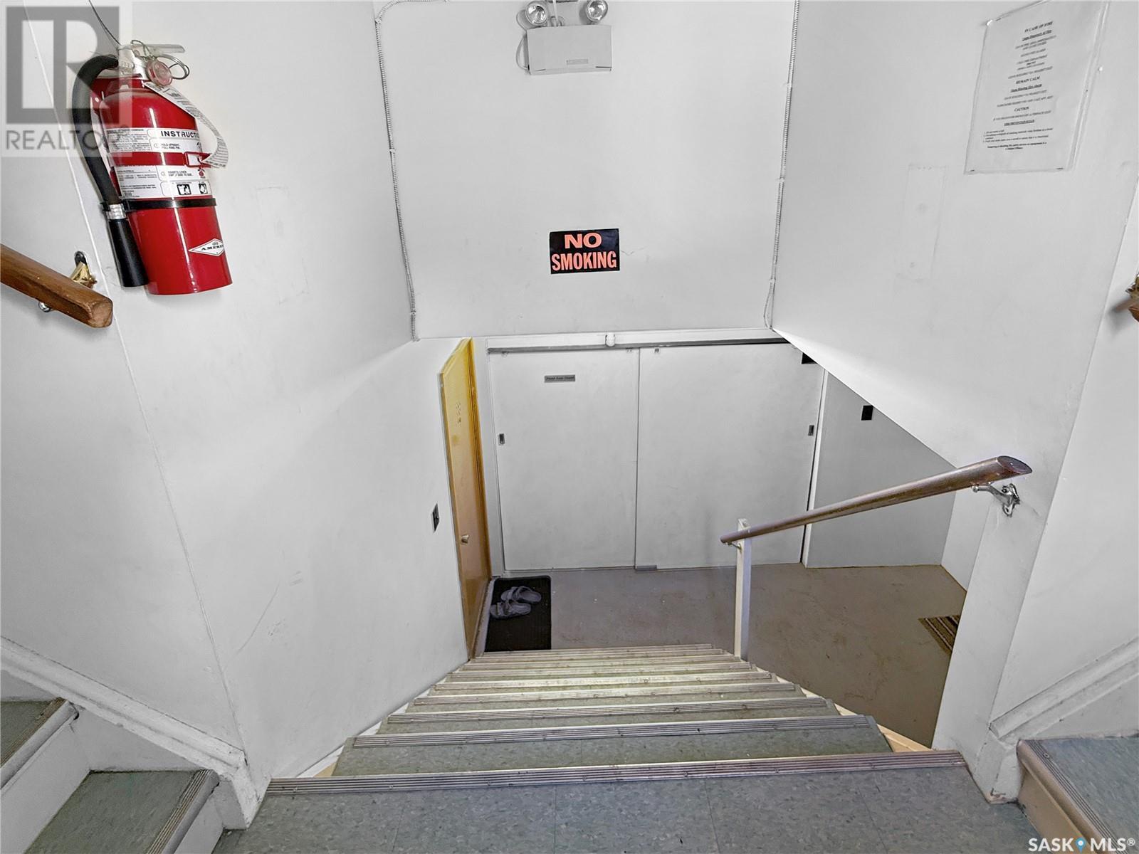 104 6th Avenue NE, Swift Current, Saskatchewan  S9H 2M1 - Photo 16 - SK009181
