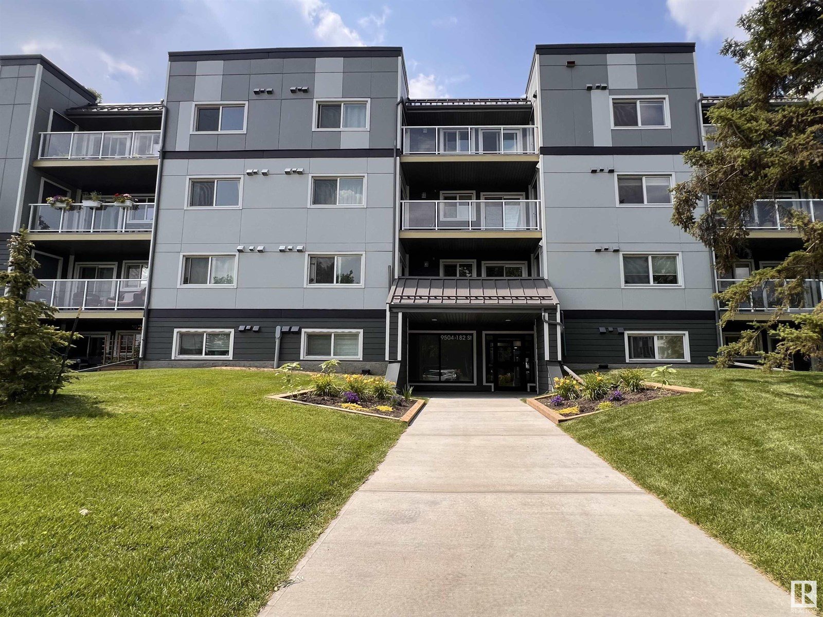 #205 9504 182 St Nw, Edmonton, Alberta  T5T 3A7 - Photo 1 - E4449793