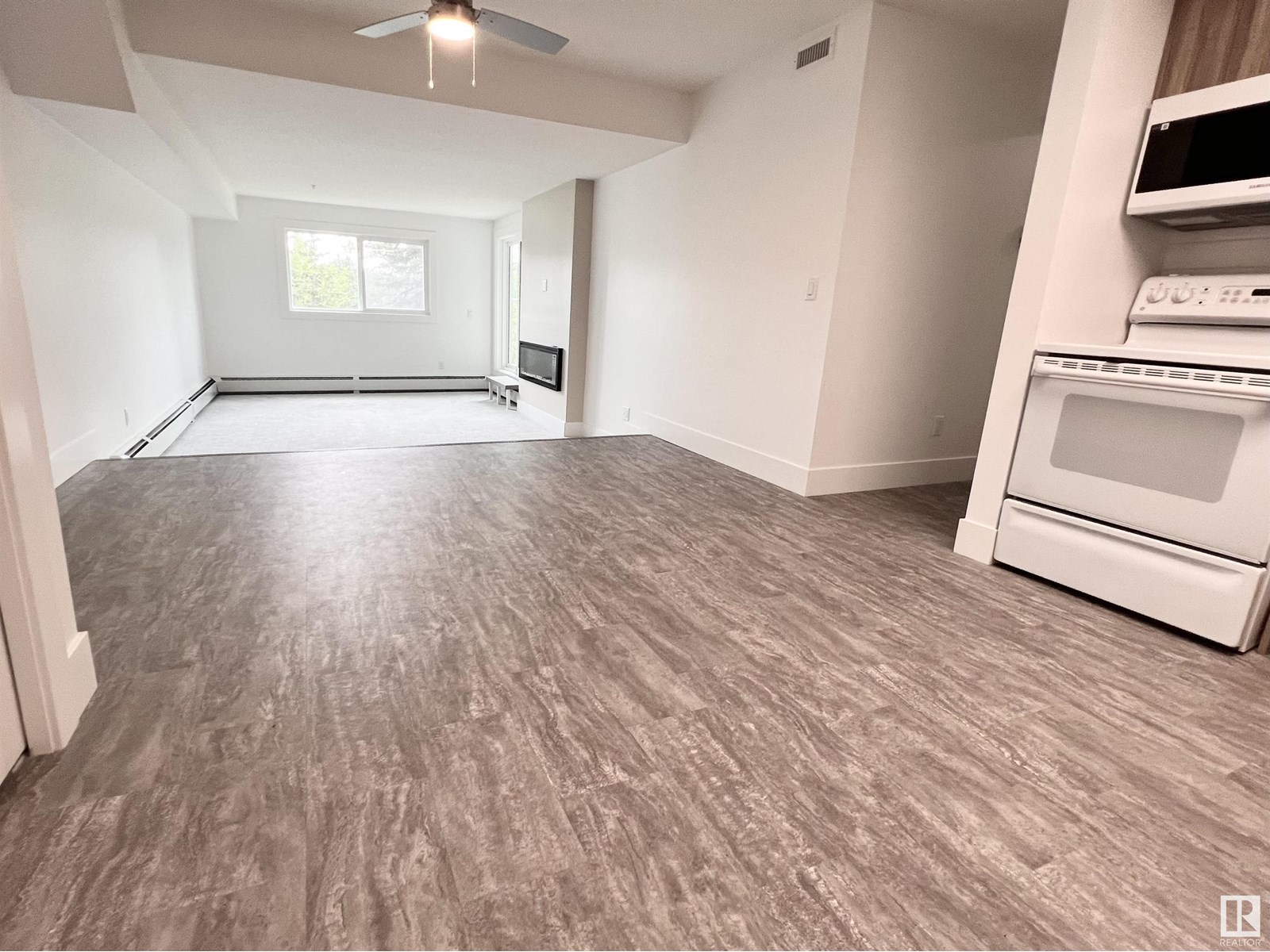 #205 9504 182 St Nw, Edmonton, Alberta  T5T 3A7 - Photo 6 - E4449793