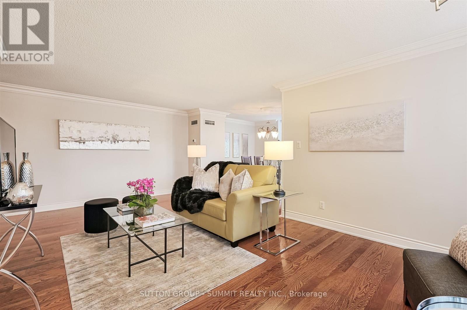 209 - 55 Kingsbridge Garden Circle, Mississauga, Ontario  L5R 1Y1 - Photo 10 - W12308430