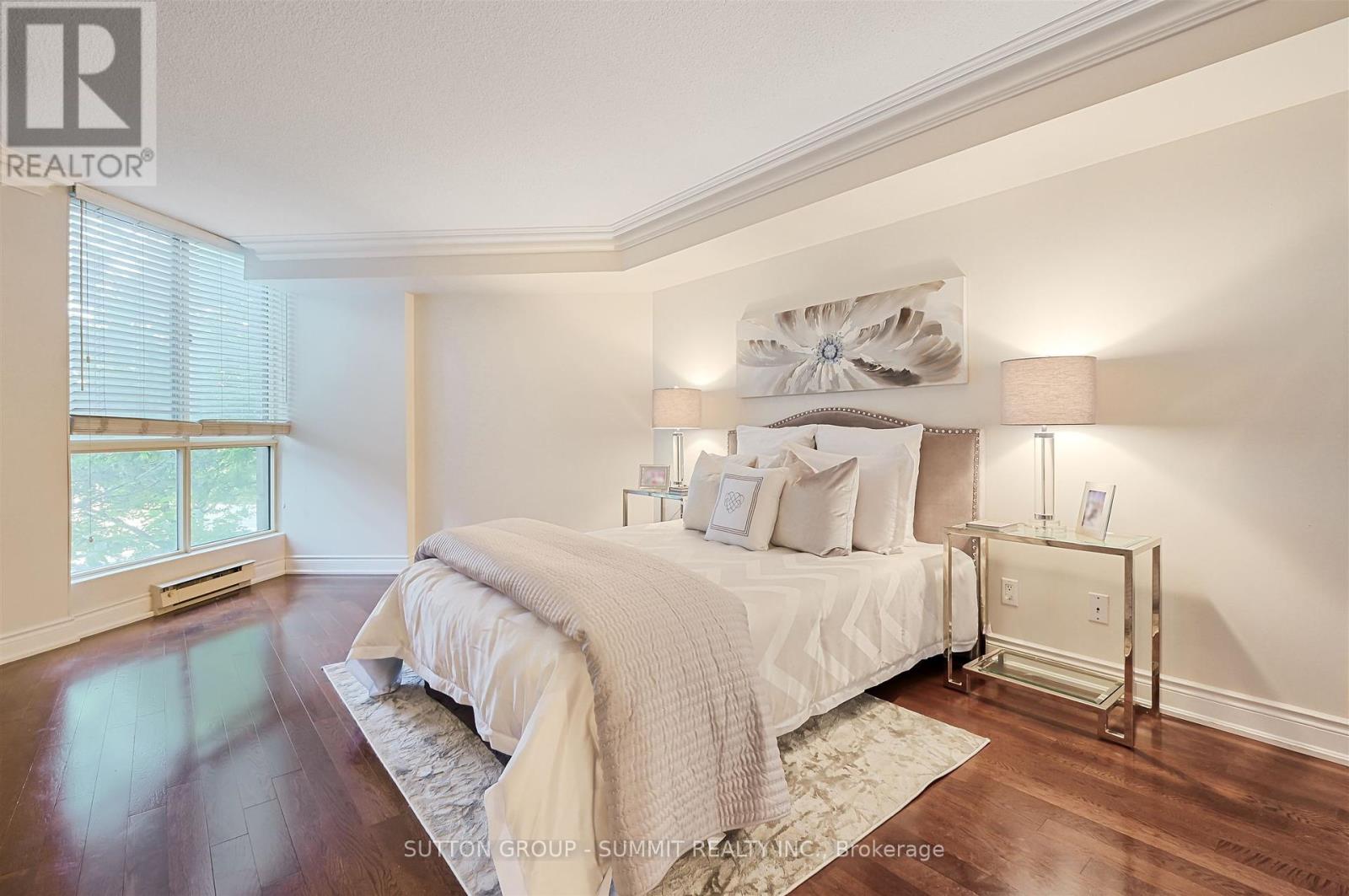 209 - 55 Kingsbridge Garden Circle, Mississauga, Ontario  L5R 1Y1 - Photo 21 - W12308430