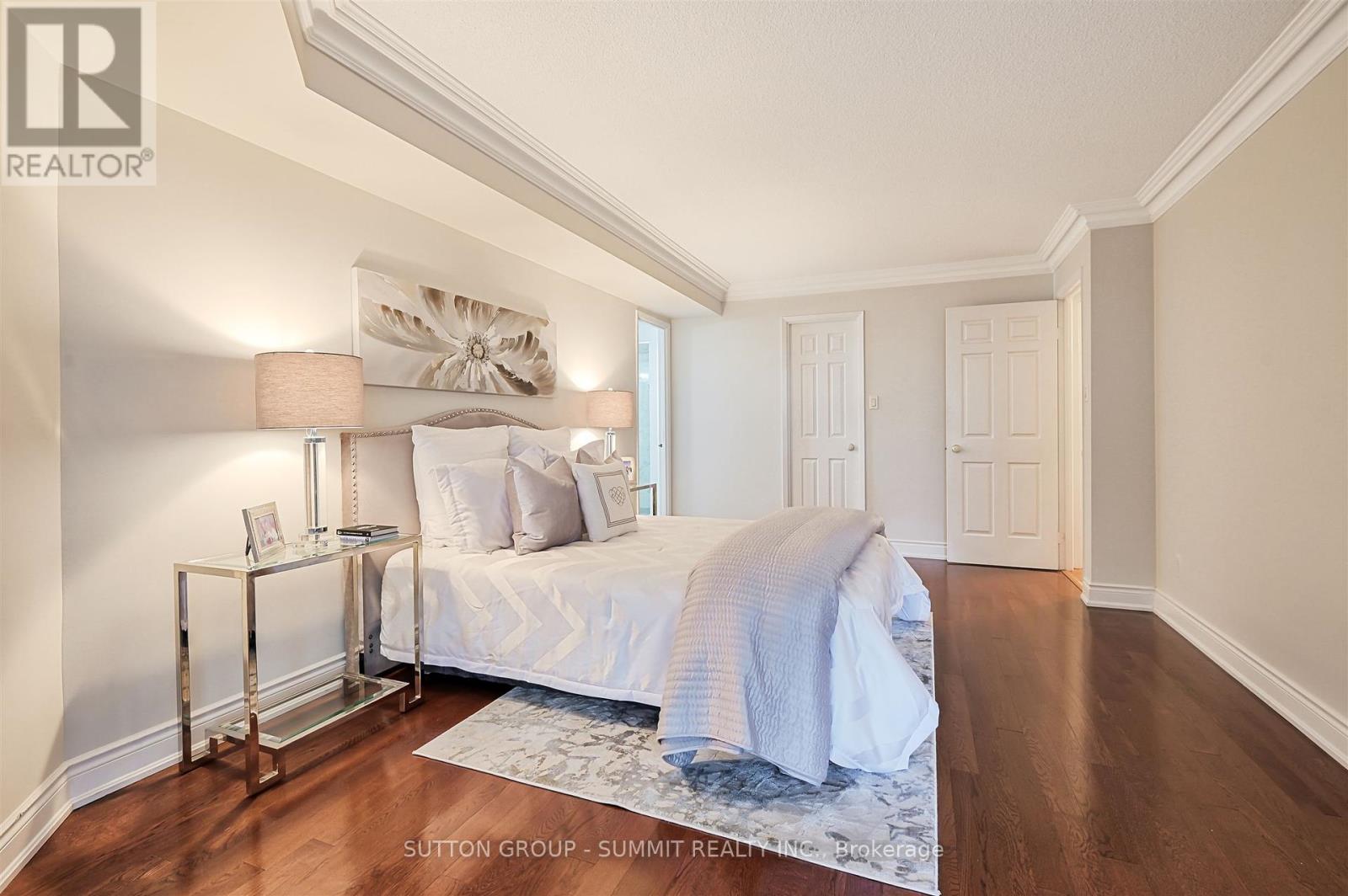 209 - 55 Kingsbridge Garden Circle, Mississauga, Ontario  L5R 1Y1 - Photo 23 - W12308430