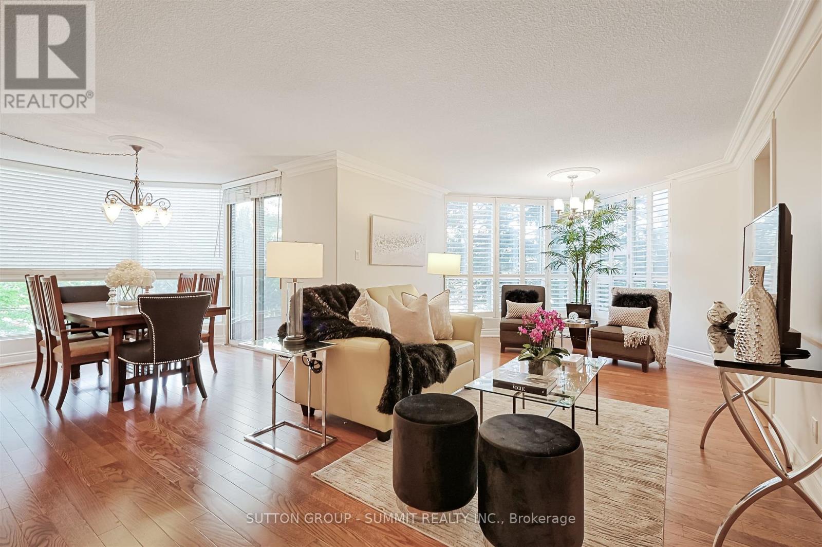 209 - 55 Kingsbridge Garden Circle, Mississauga, Ontario  L5R 1Y1 - Photo 6 - W12308430