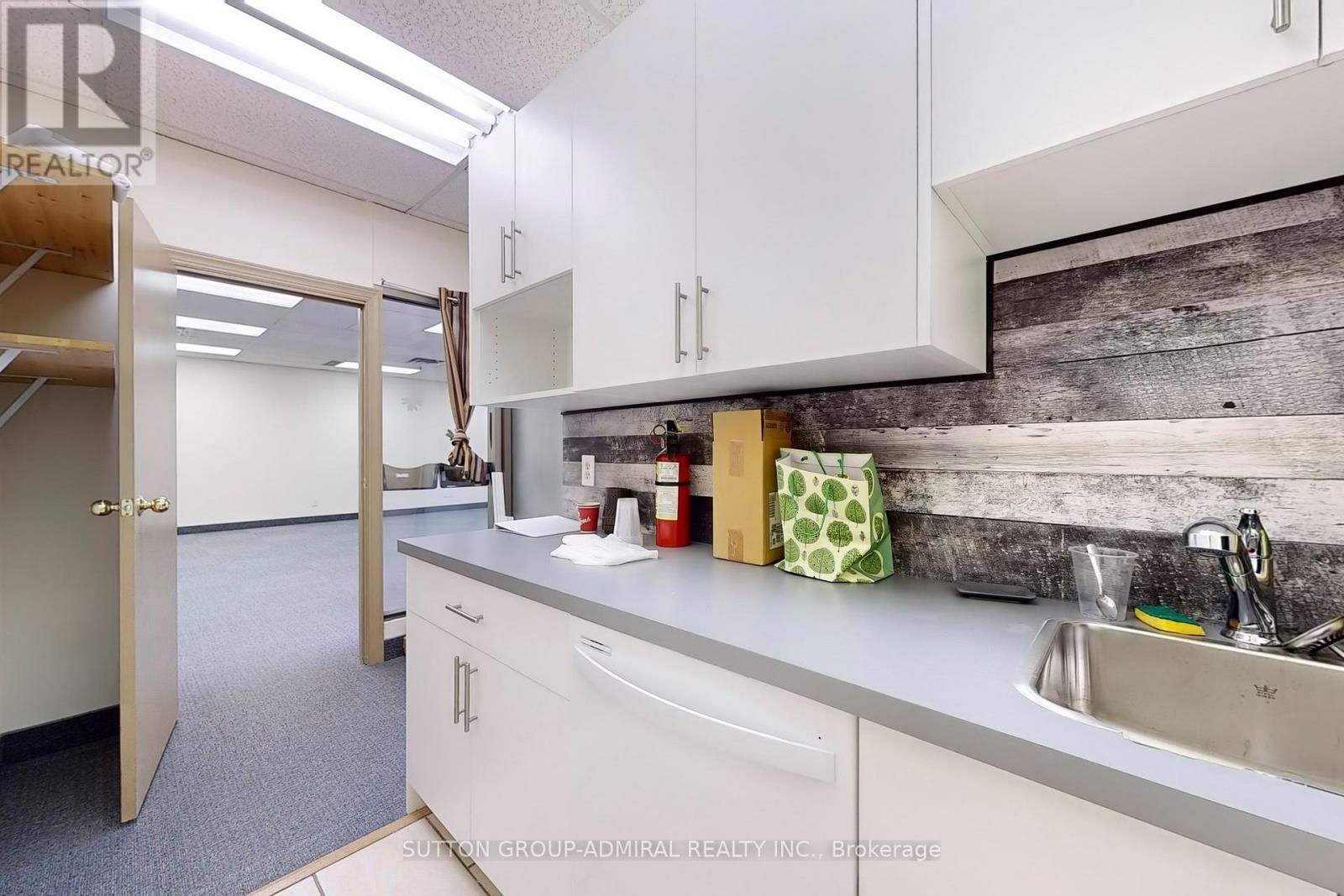 2nd Flr - 134 Main Street, Brampton, Ontario  L6V 1N8 - Photo 15 - W12308462