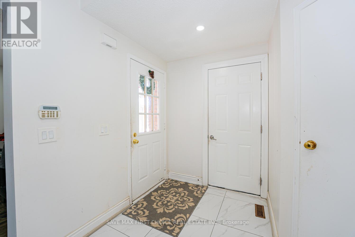 50 Niagara Place, Brampton, Ontario  L6S 4Y9 - Photo 12 - W12308492
