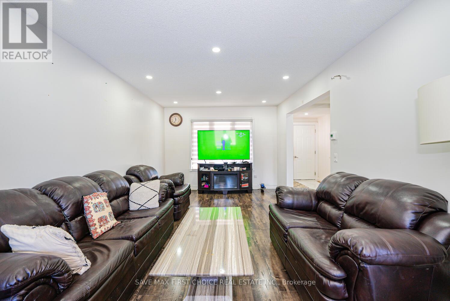 50 Niagara Place, Brampton, Ontario  L6S 4Y9 - Photo 18 - W12308492