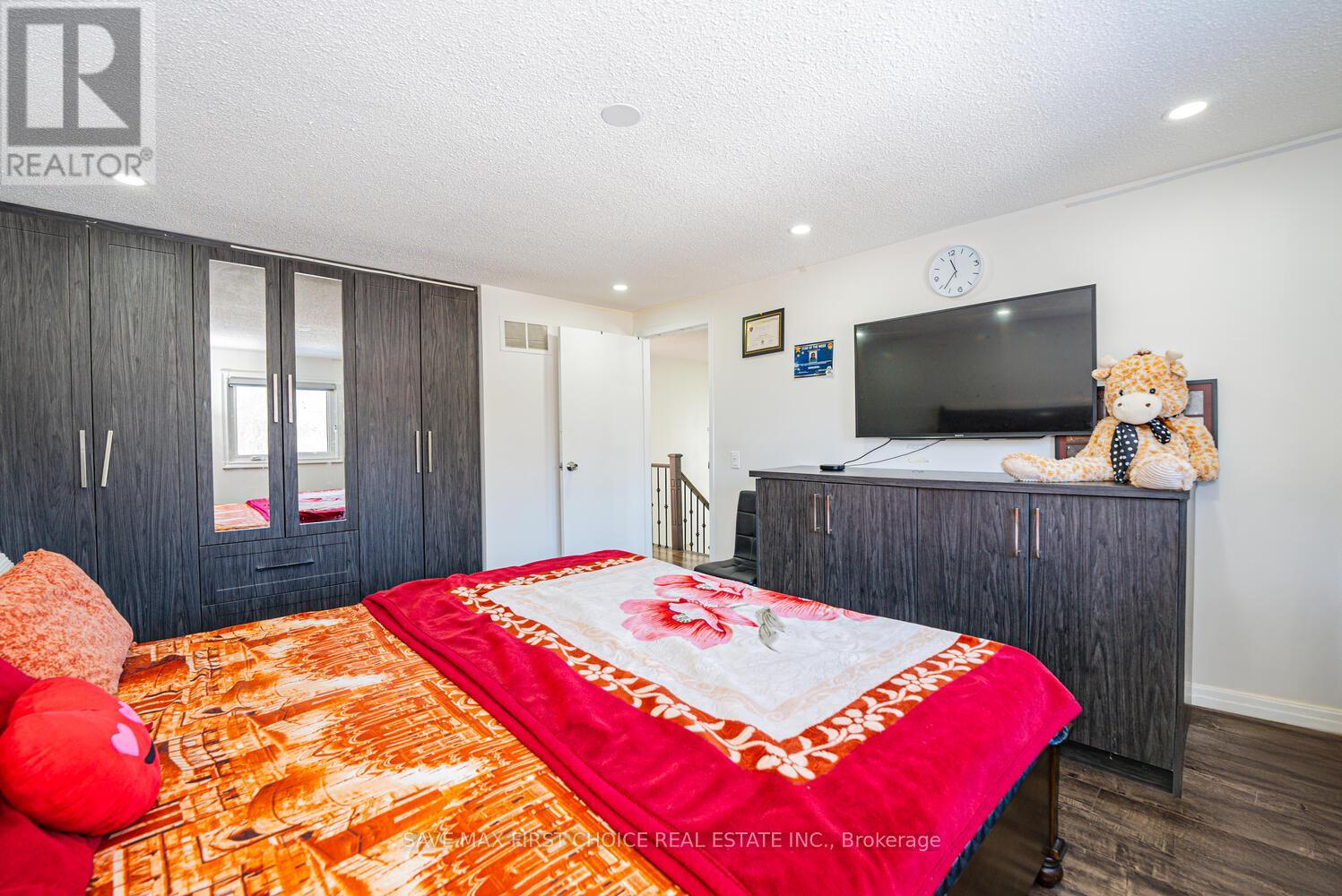 50 Niagara Place, Brampton, Ontario  L6S 4Y9 - Photo 32 - W12308492