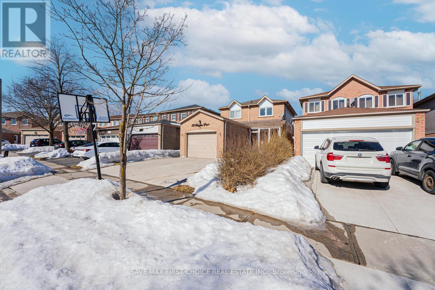 50 Niagara Place, Brampton, Ontario  L6S 4Y9 - Photo 5 - W12308492