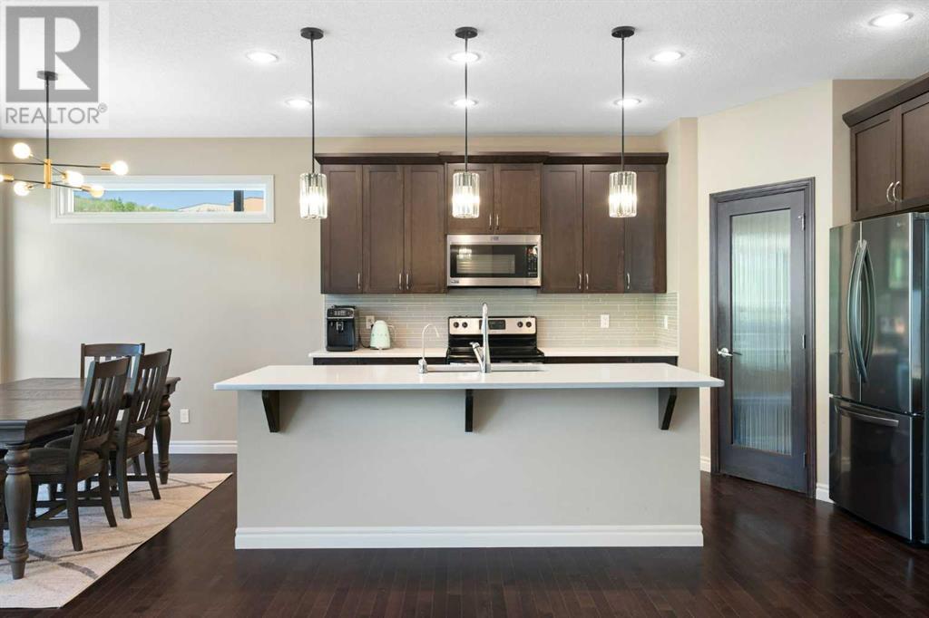 Property at 106 Sherwood Mount NW image 5