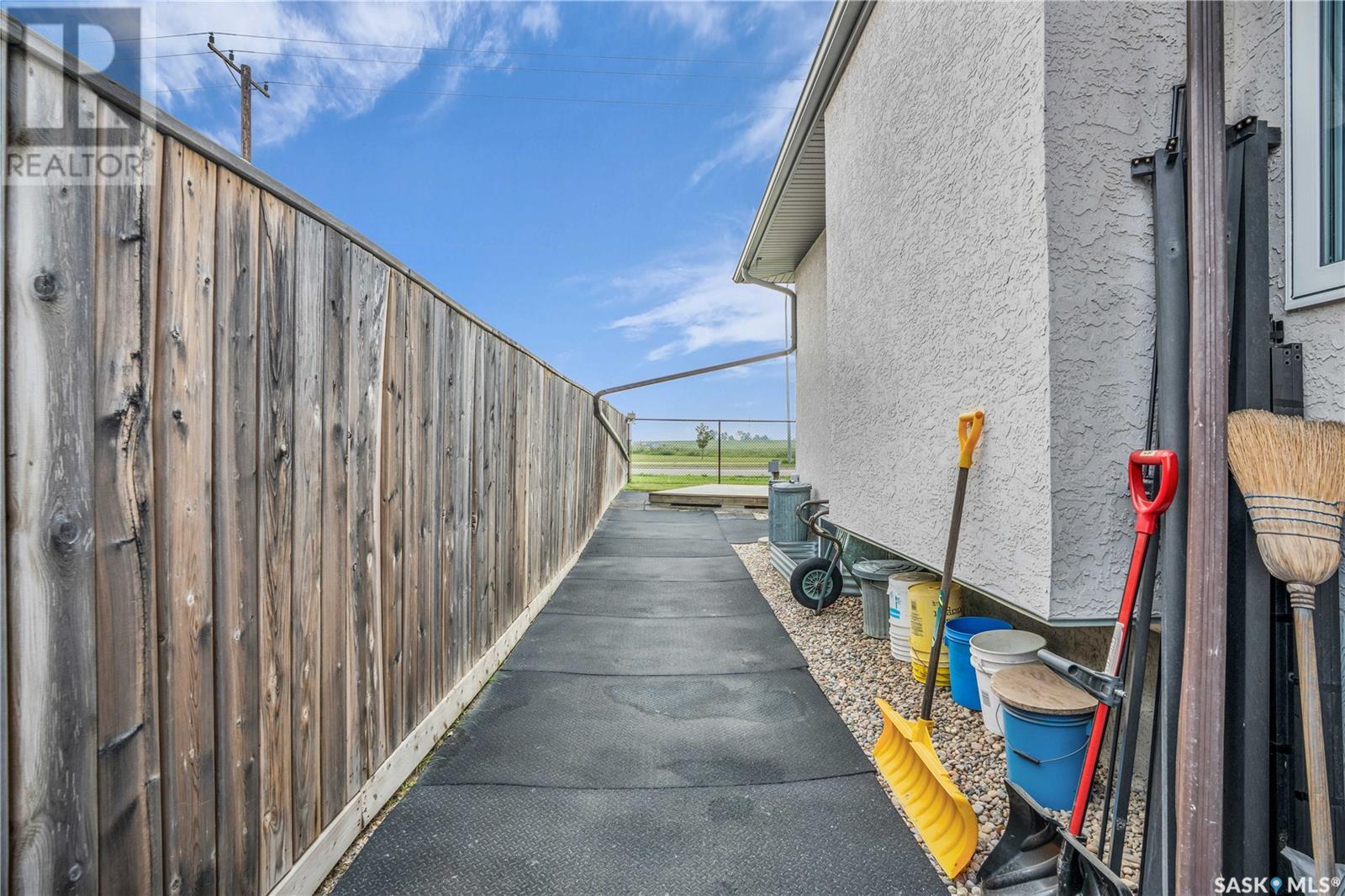 635 Jaspar Place, Prince Albert, Saskatchewan  S6V 8E4 - Photo 50 - SK013833