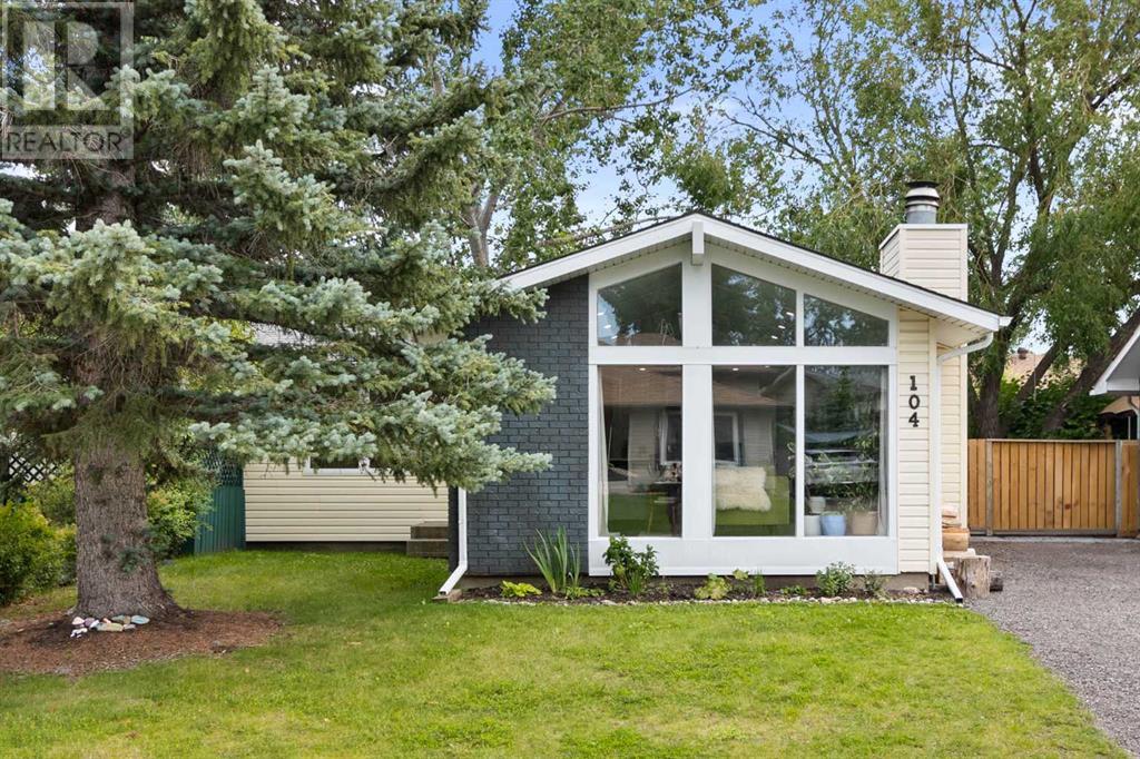 Property at 104 Thorson Crescent image 1