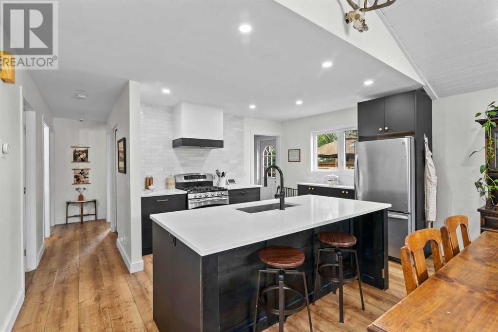 Property at 104 Thorson Crescent image 4