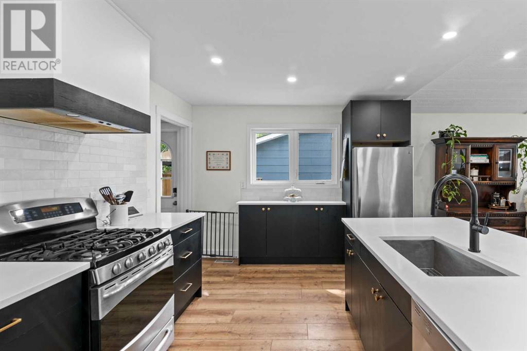 Property at 104 Thorson Crescent image 5