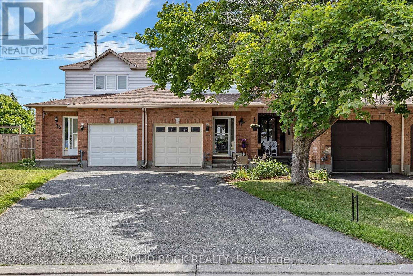 Property at 37 GRENADIER WAY image 1