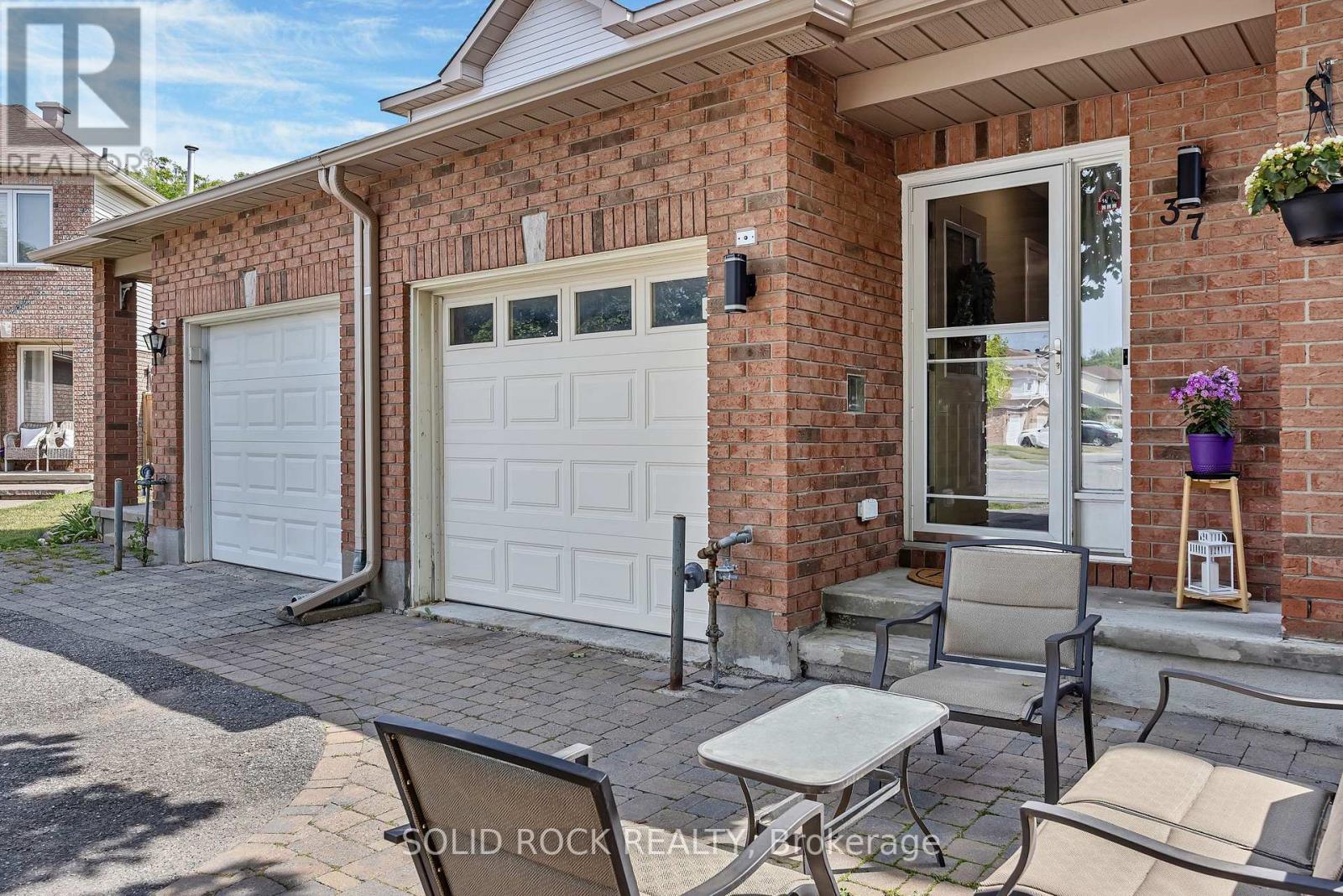 Property at 37 GRENADIER WAY image 3
