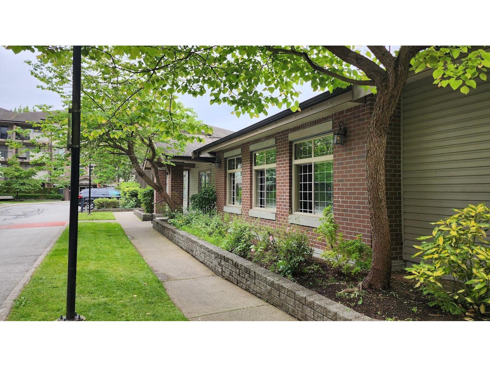 406 10088 148 Street, Surrey, British Columbia  V3R 3M9 - Photo 3 - R3030905