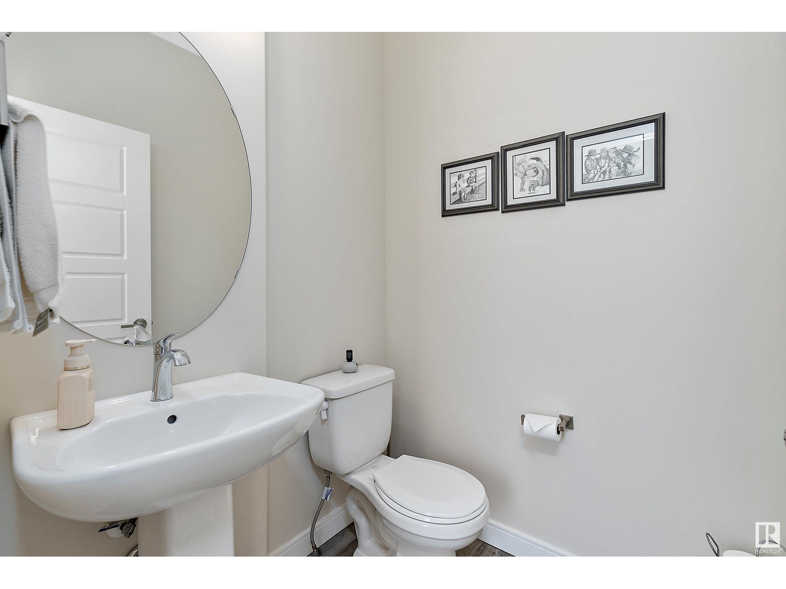 7819 Yorke Rd Nw, Edmonton, Alberta  T5G 2R6 - Photo 17 - E4449785