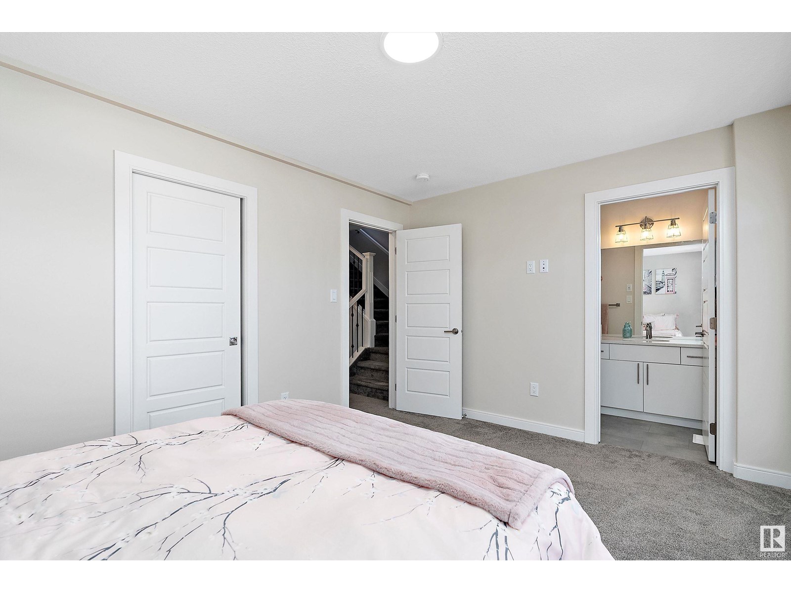 7819 Yorke Rd Nw, Edmonton, Alberta  T5G 2R6 - Photo 27 - E4449785