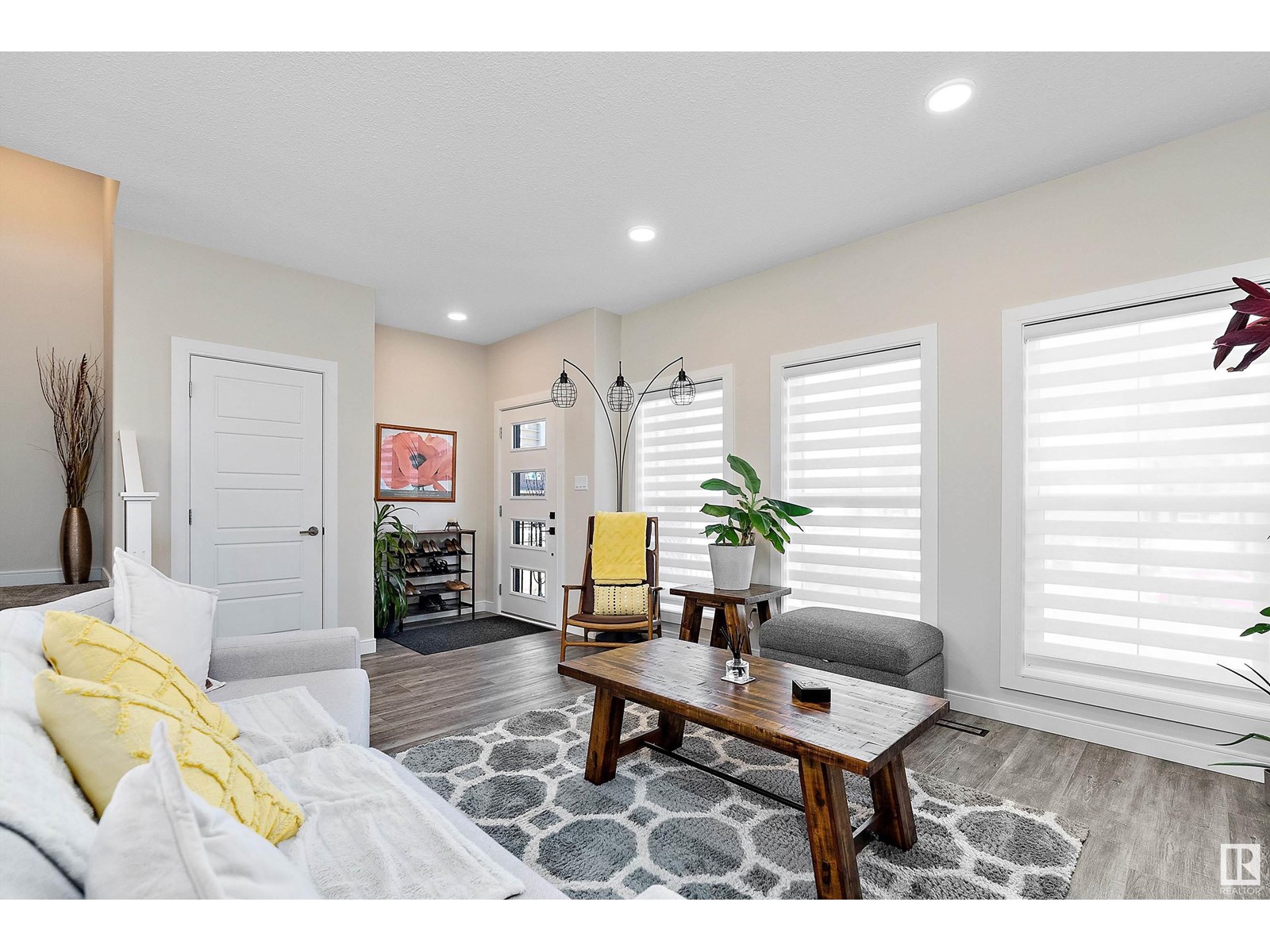 7819 Yorke Rd Nw, Edmonton, Alberta  T5G 2R6 - Photo 6 - E4449785
