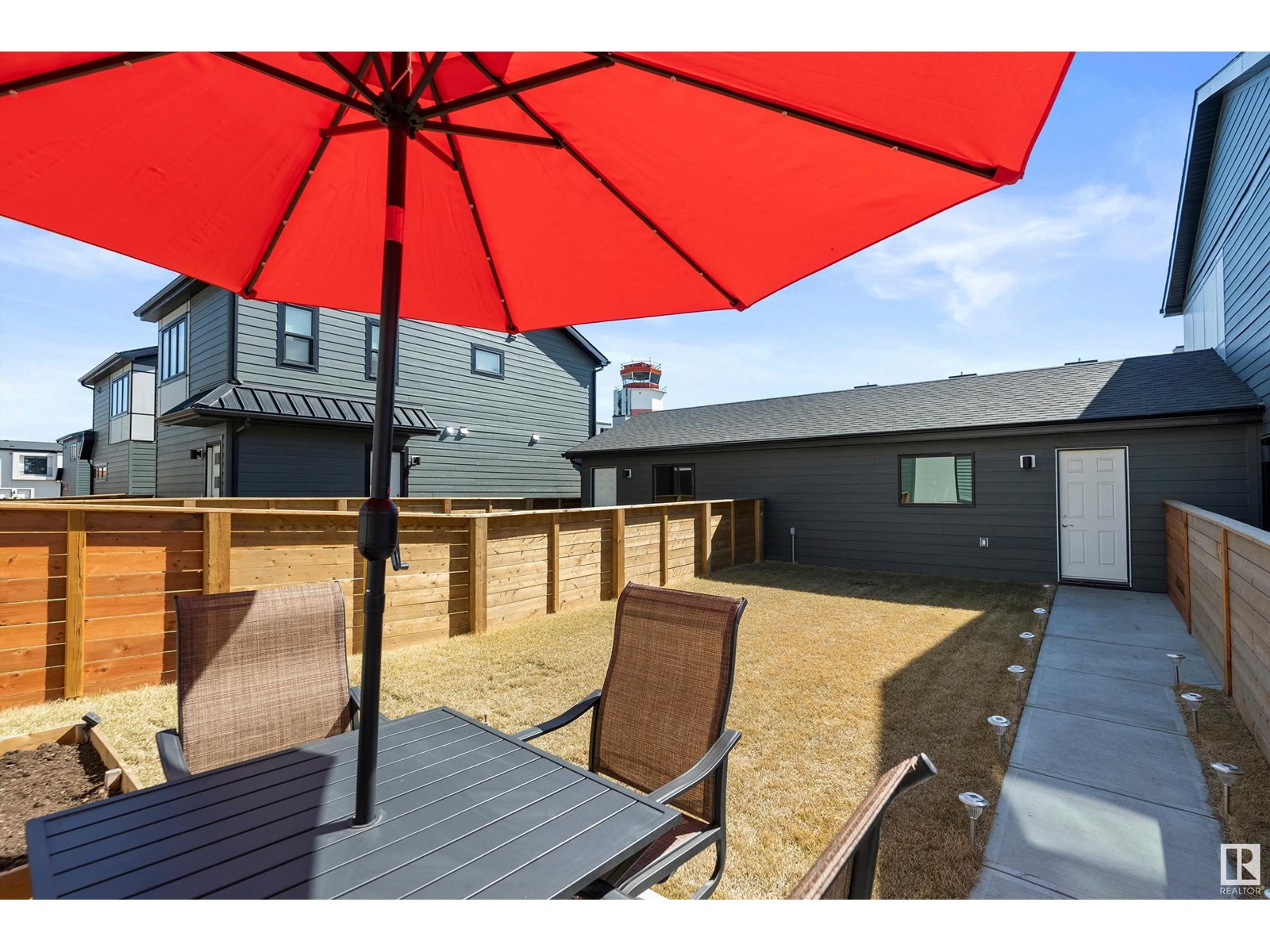 7819 Yorke Rd Nw, Edmonton, Alberta  T5G 2R6 - Photo 39 - E4449785