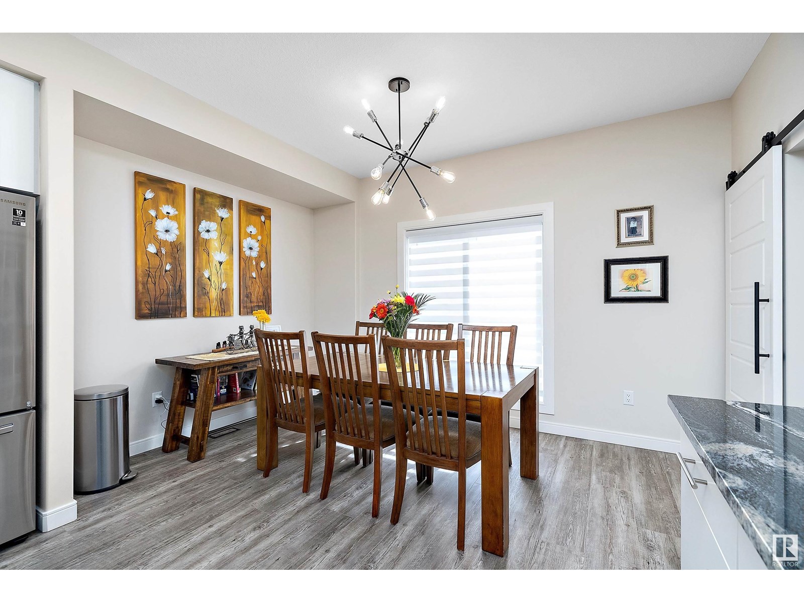 7819 Yorke Rd Nw, Edmonton, Alberta  T5G 2R6 - Photo 13 - E4449785