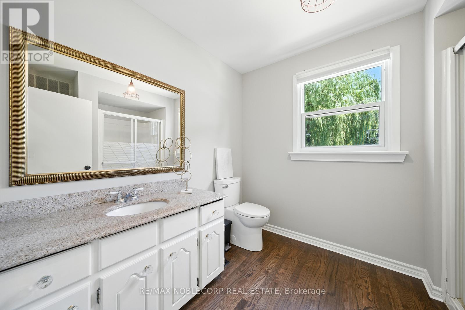 2037 15th Side Road, New Tecumseth, Ontario  L0G 1W0 - Photo 25 - N12308603