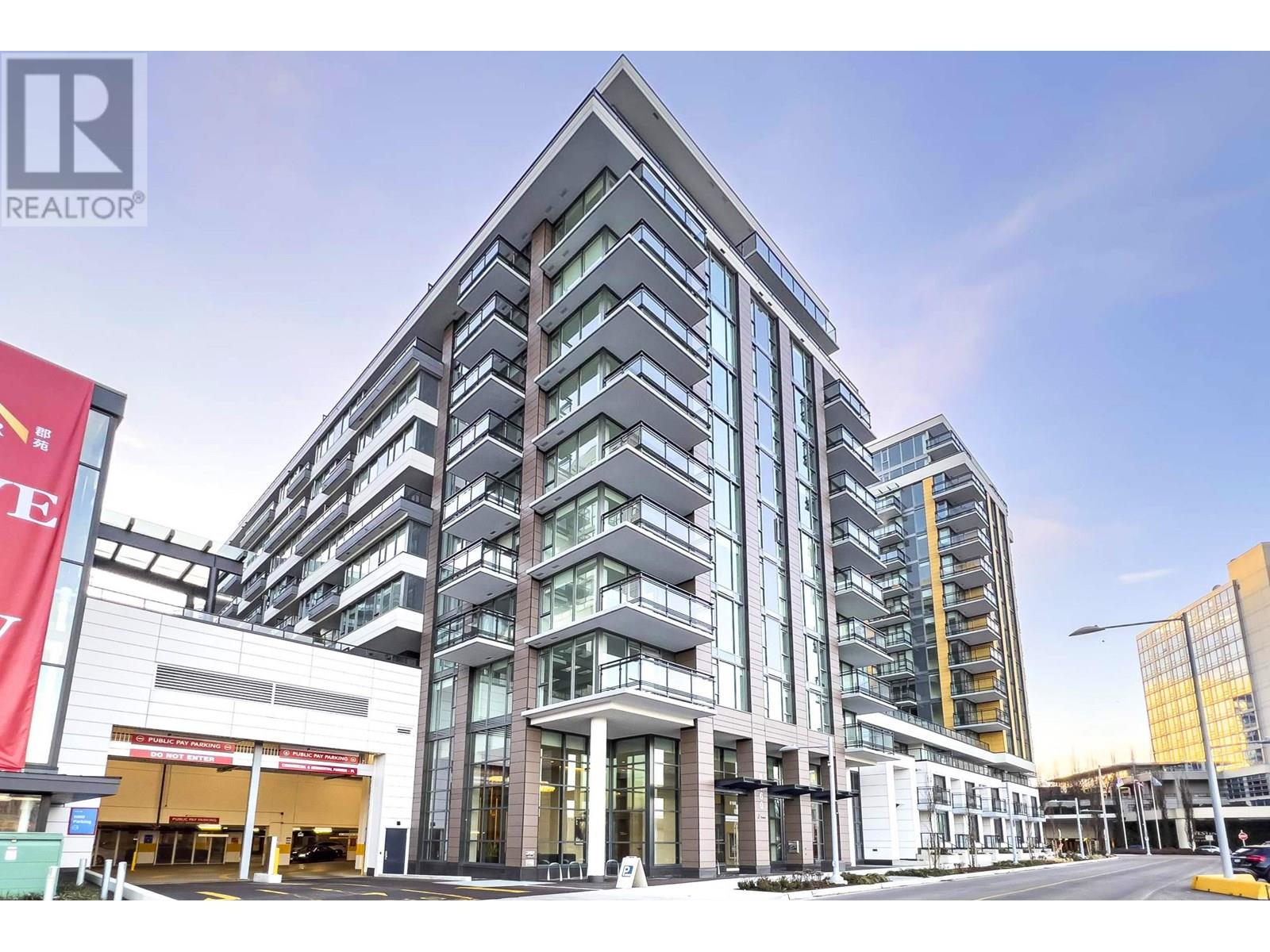 806 8160 MCMYN WAY, Richmond, British Columbia