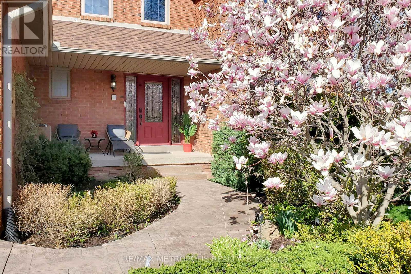 Property at 1310 GOLDEN MEADOW TRAIL image 3