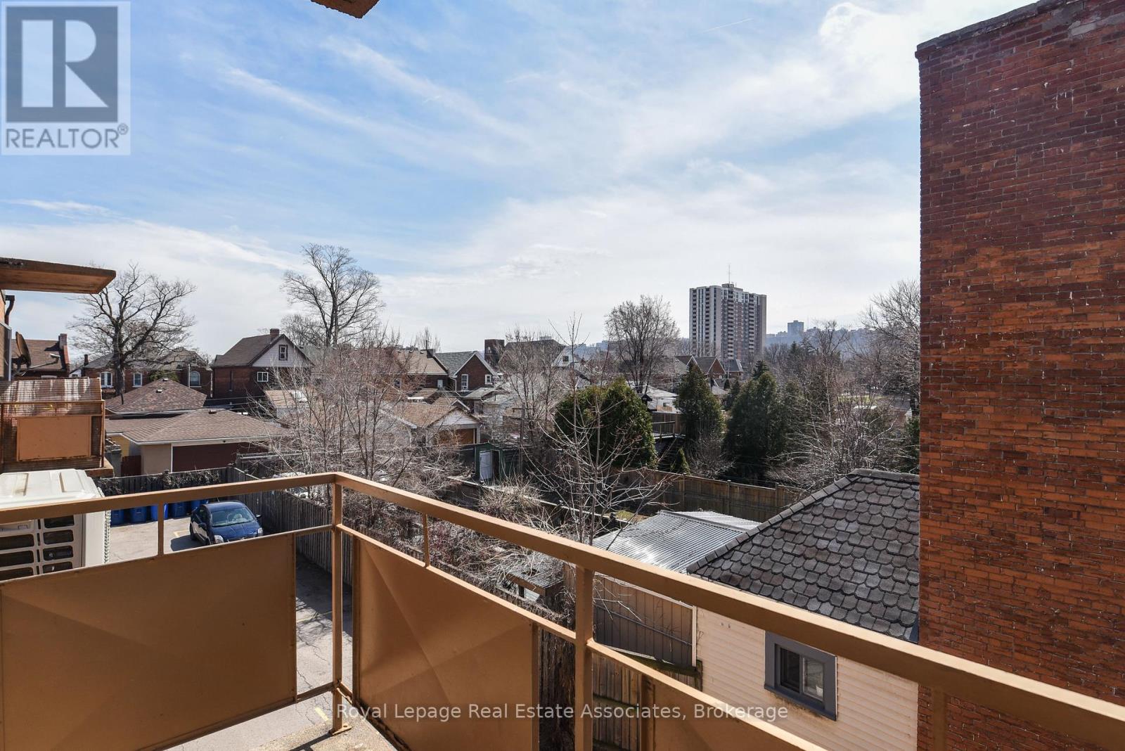 6 - 122 Victoria Avenue N, Hamilton, Ontario  L8L 5E5 - Photo 11 - X12308619