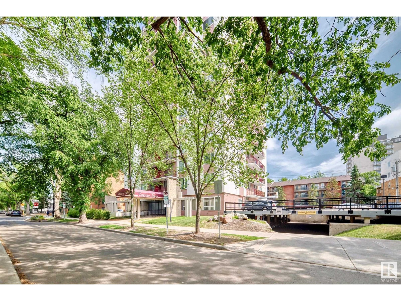 Property at #503 11007 83 AV NW image 3