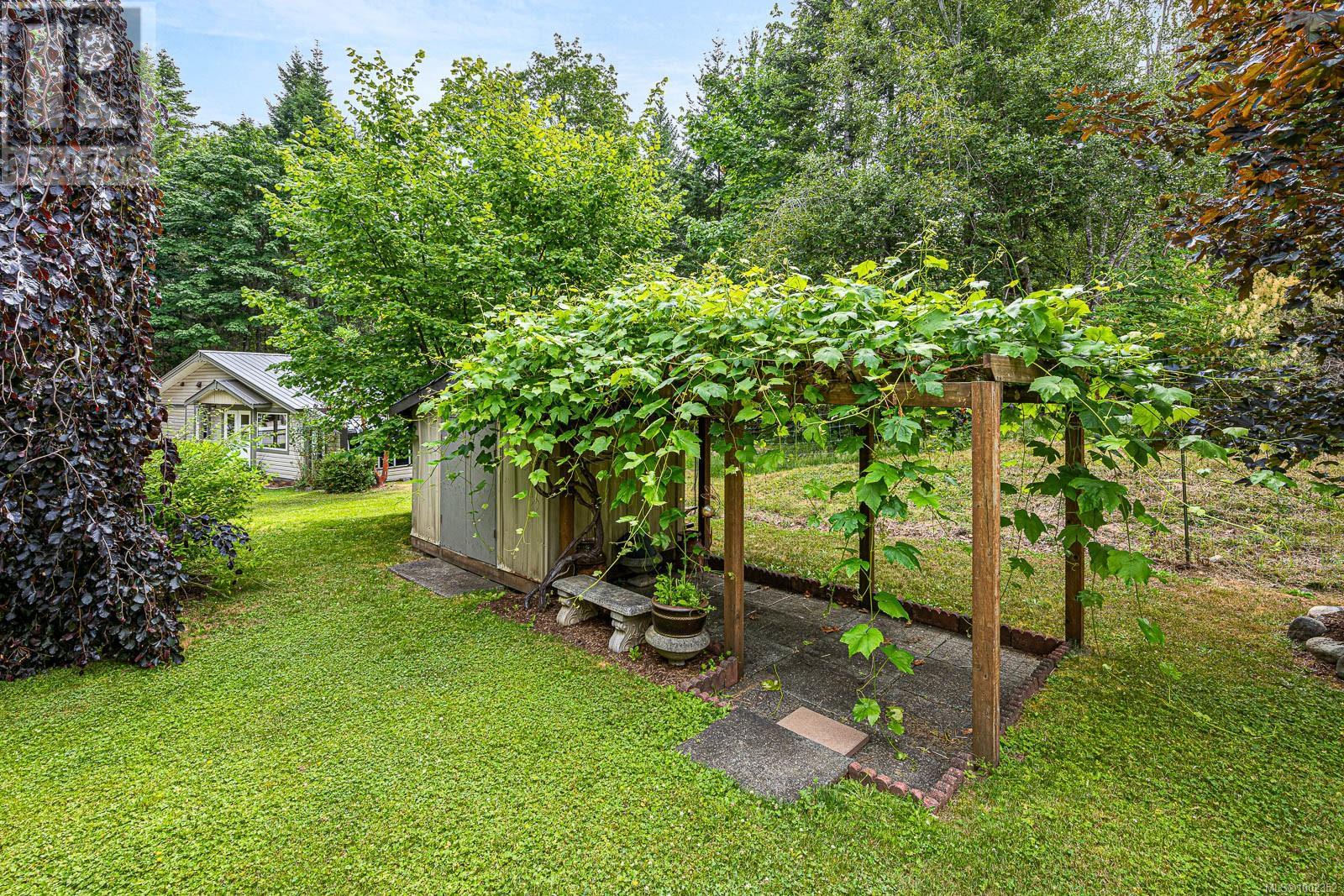 1872 Waveland Rd, Courtenay, British Columbia  V9N 8H8 - Photo 40 - 1002352