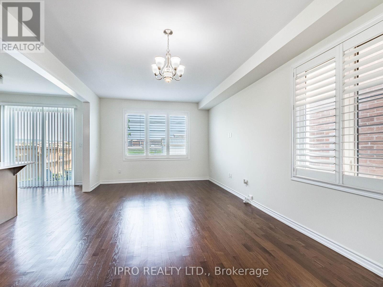Property at 67 LOCKER PLACE image 5