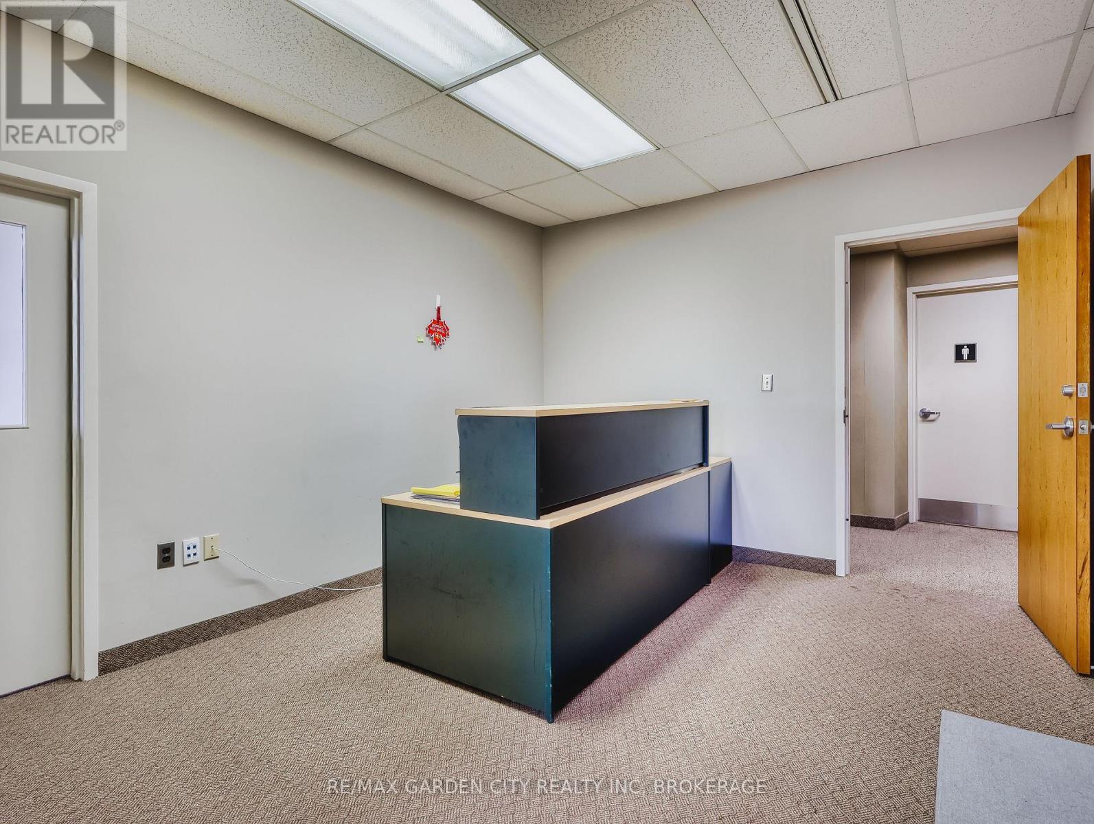 504 - 43 Church Street, St. Catharines, Ontario  L2R 7E1 - Photo 3 - X12308687