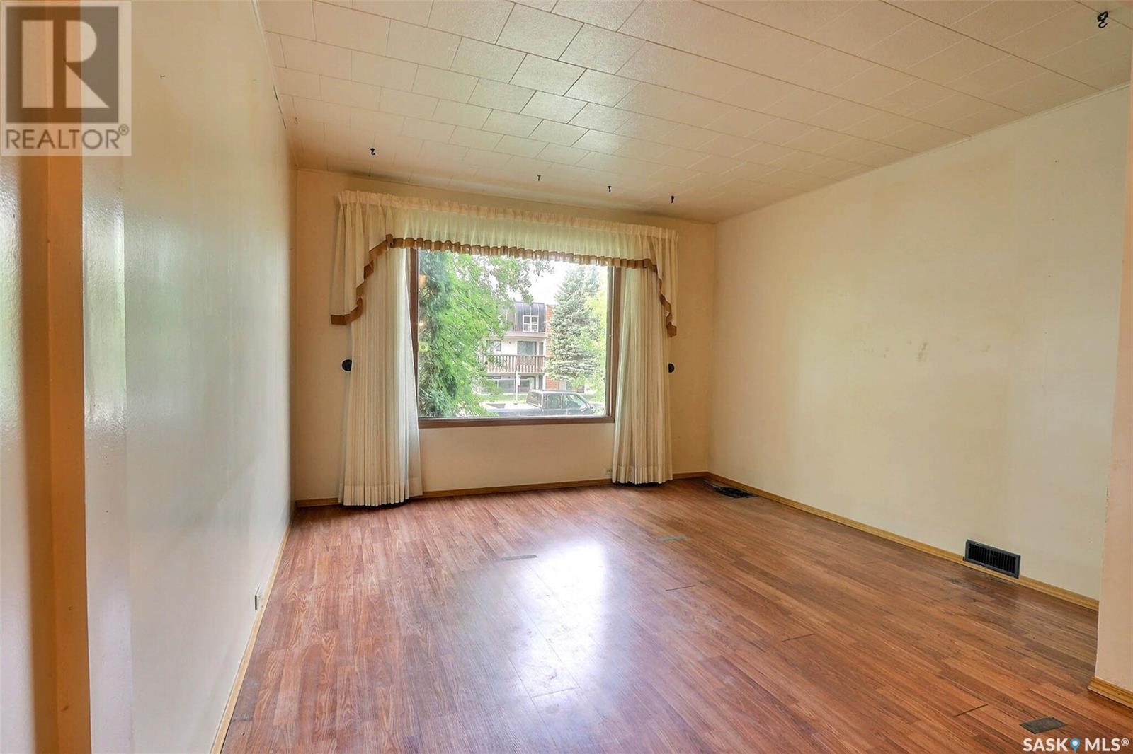 Property at 313 11th STREET E image 2