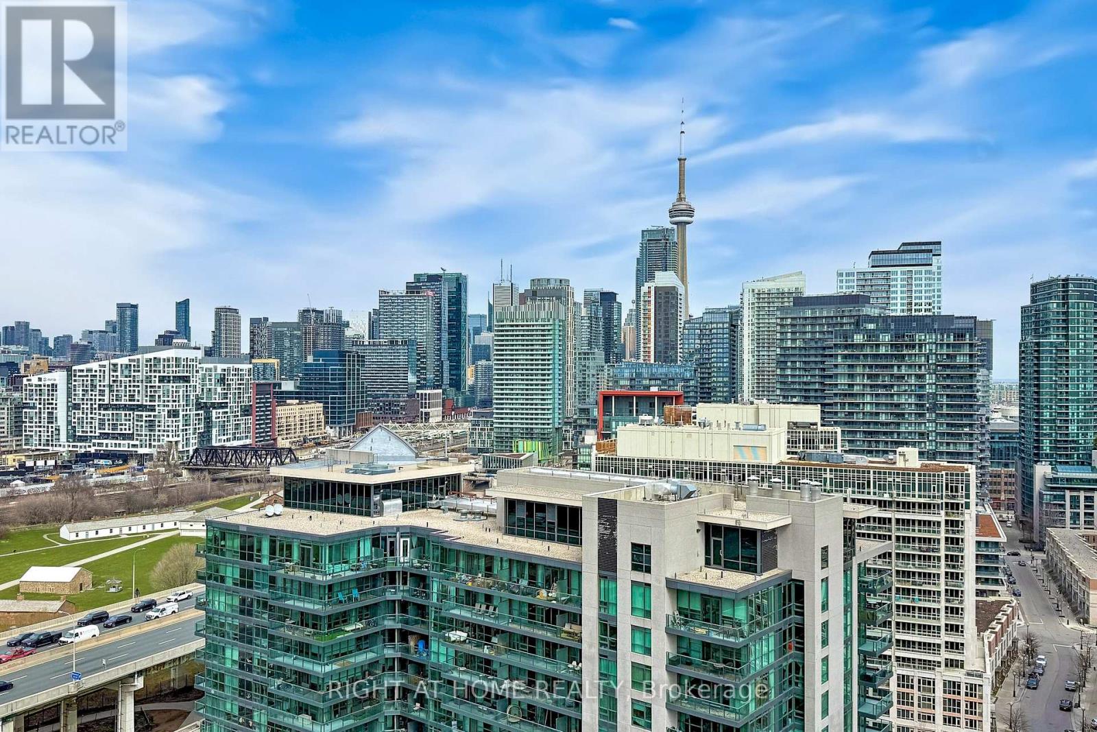 2205 - 219 FORT YORK BOULEVARD, Toronto, Ontario