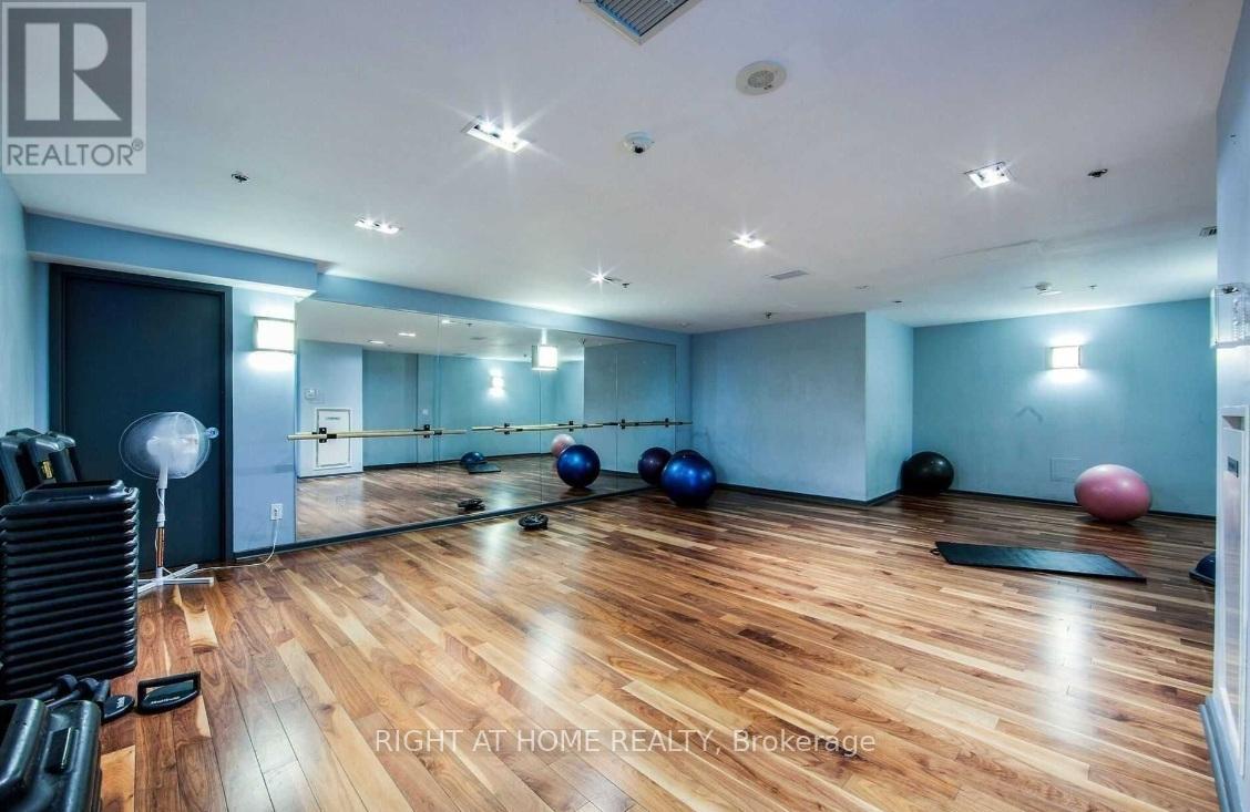 2205 - 219 Fort York Boulevard, Toronto, Ontario  M5V 1B1 - Photo 28 - C12308702