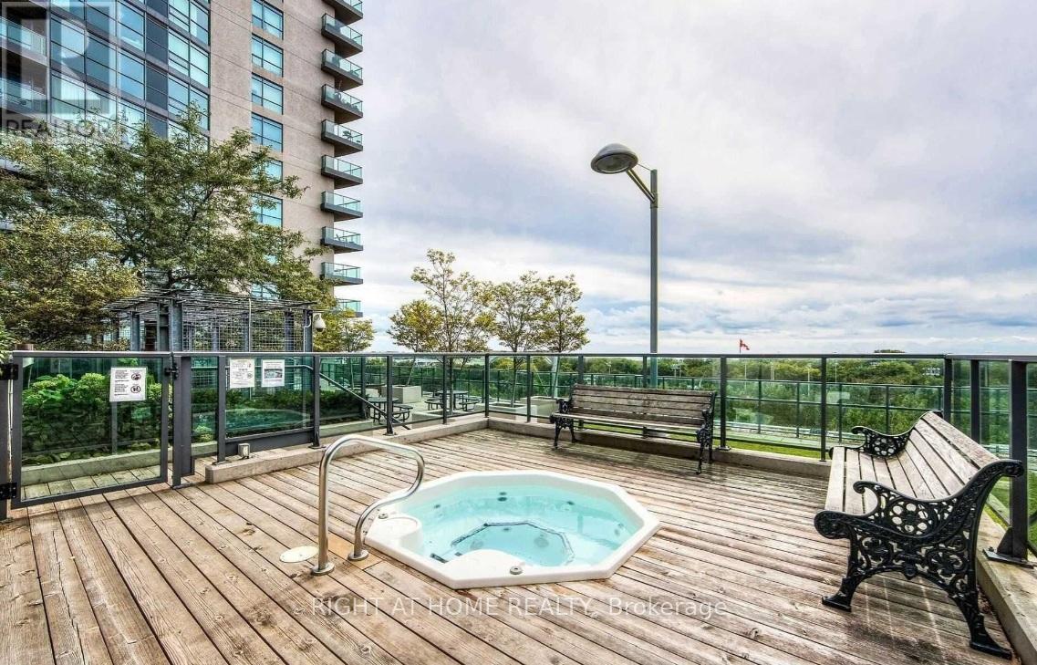 2205 - 219 Fort York Boulevard, Toronto, Ontario  M5V 1B1 - Photo 29 - C12308702