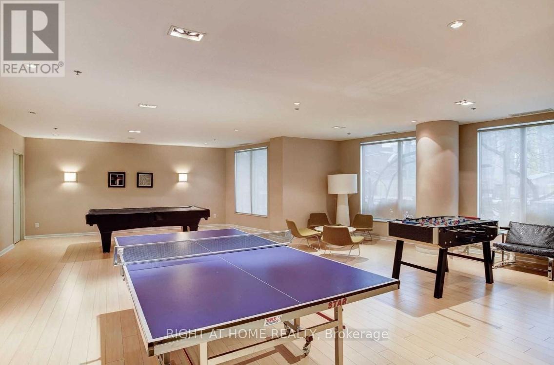 2205 - 219 Fort York Boulevard, Toronto, Ontario  M5V 1B1 - Photo 31 - C12308702