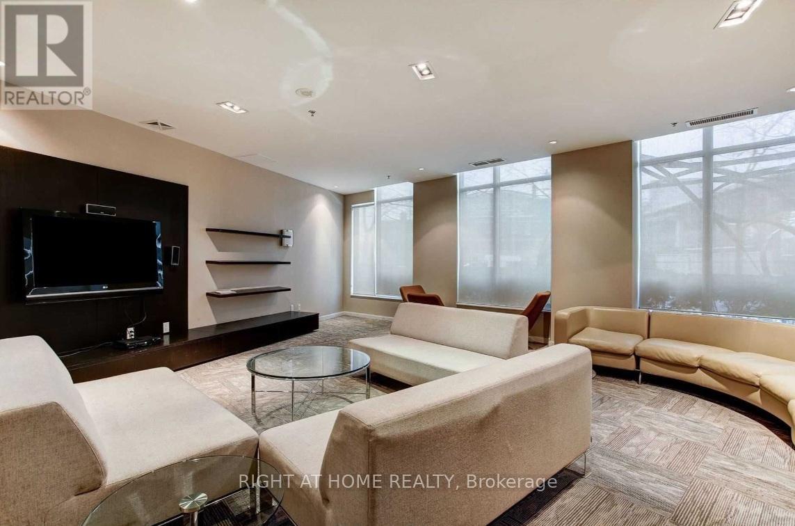 2205 - 219 Fort York Boulevard, Toronto, Ontario  M5V 1B1 - Photo 32 - C12308702
