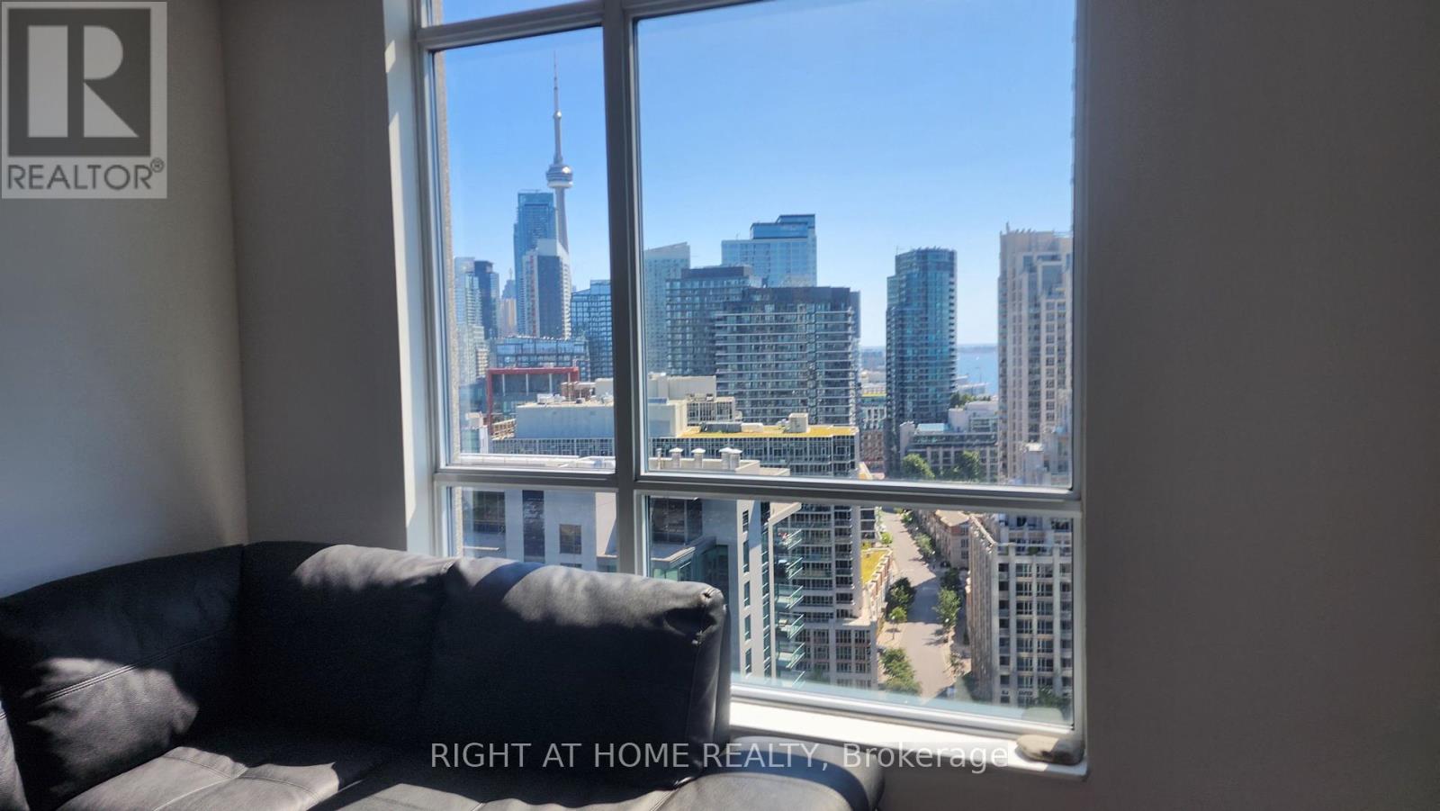 2205 - 219 Fort York Boulevard, Toronto, Ontario  M5V 1B1 - Photo 35 - C12308702