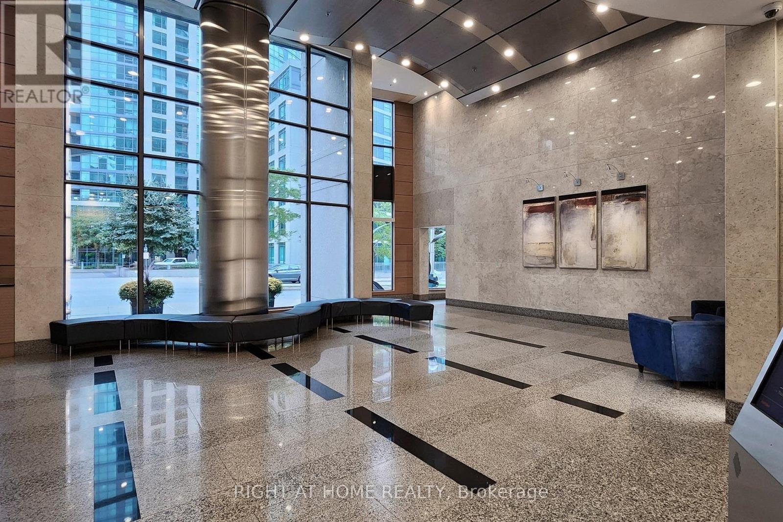 2205 - 219 Fort York Boulevard, Toronto, Ontario  M5V 1B1 - Photo 6 - C12308702