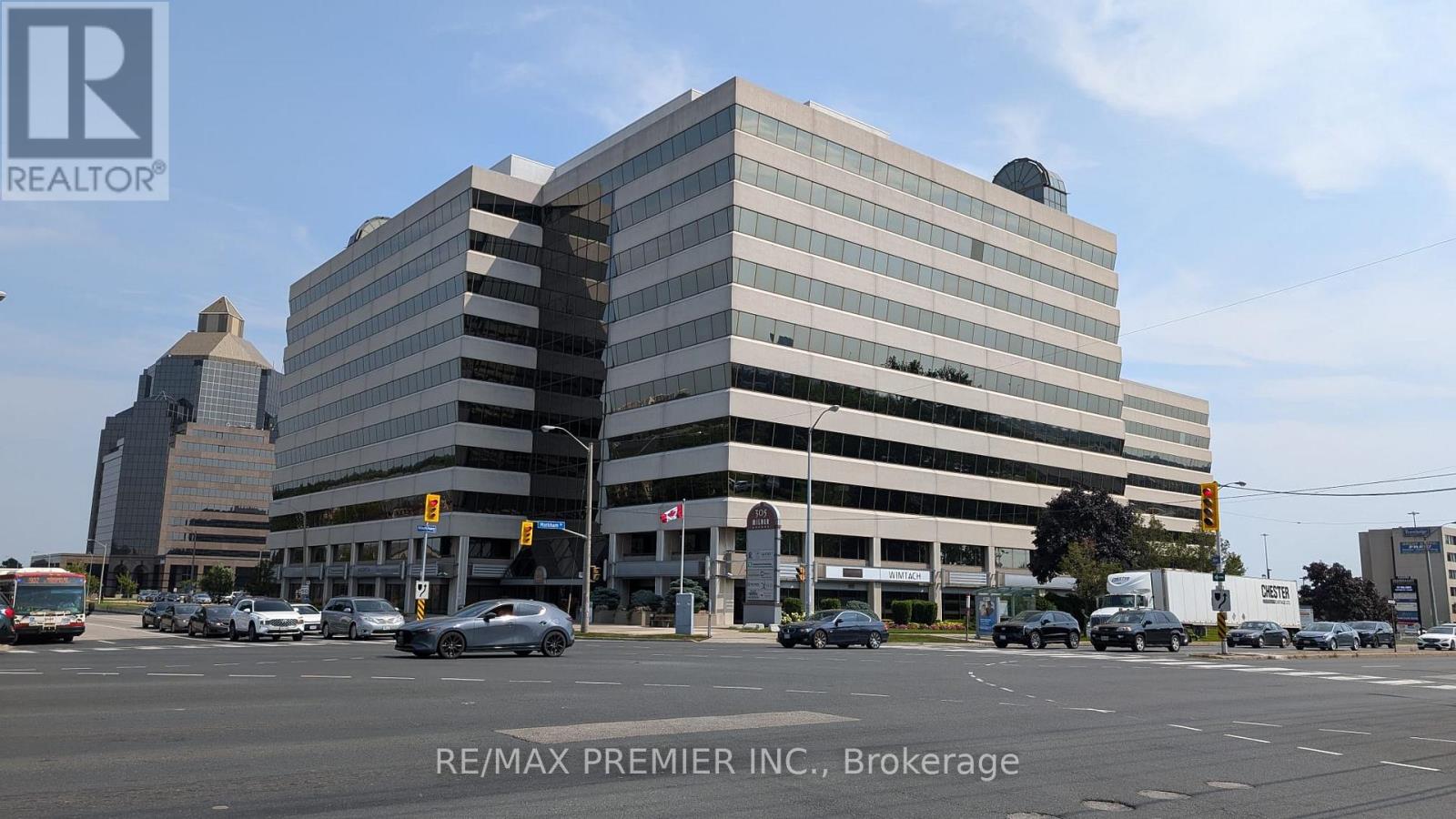 700-37 - 305 MILNER AVENUE, Toronto, Ontario